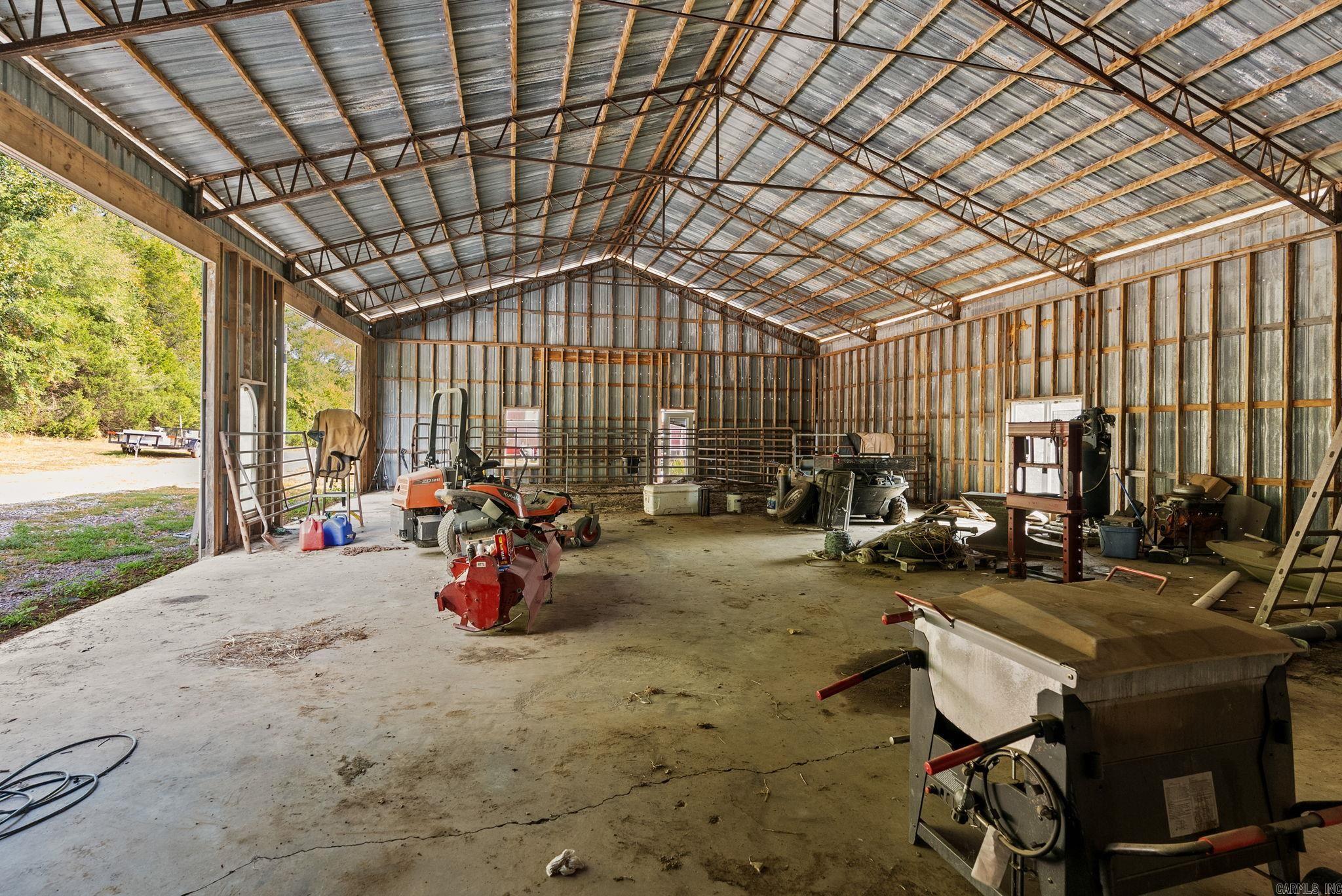 1431 Red Hill  Mount Vernon, AR