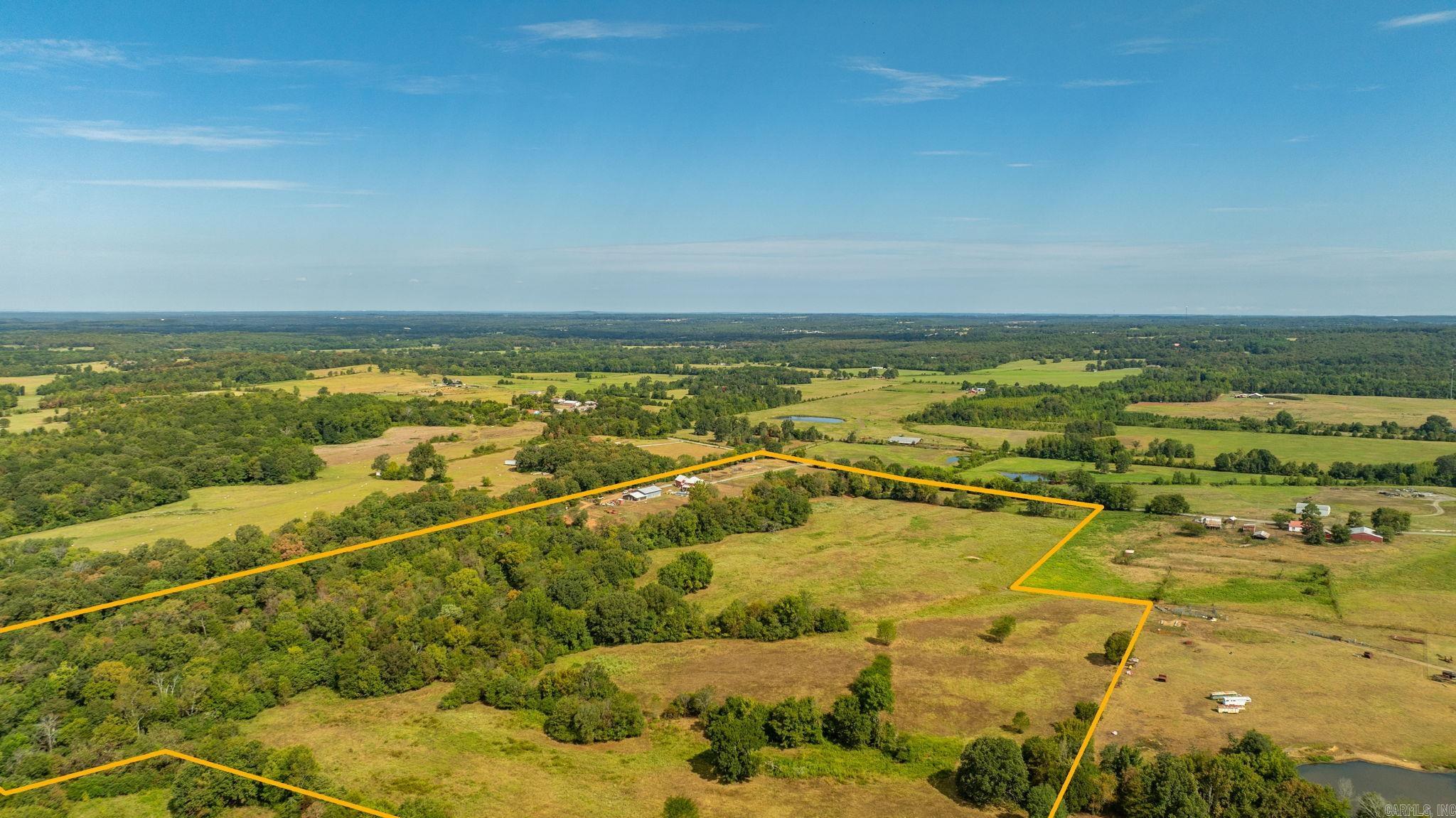 1431 Red Hill  Mount Vernon, AR