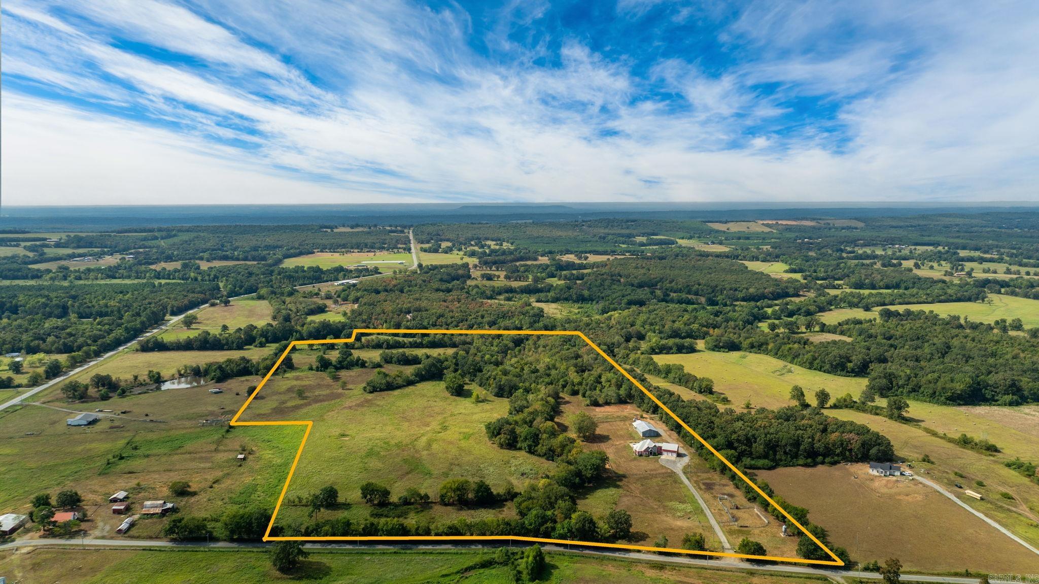 1431 Red Hill  Mount Vernon, AR