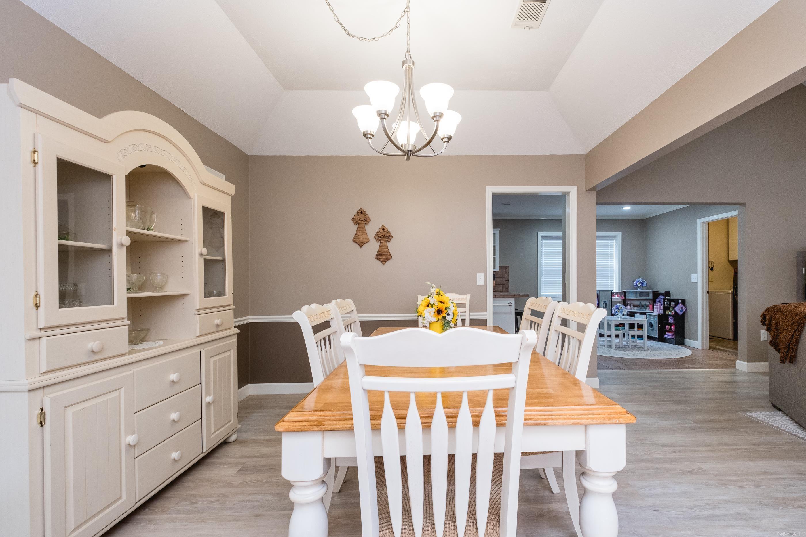 3 Sharondale  Maumelle, AR