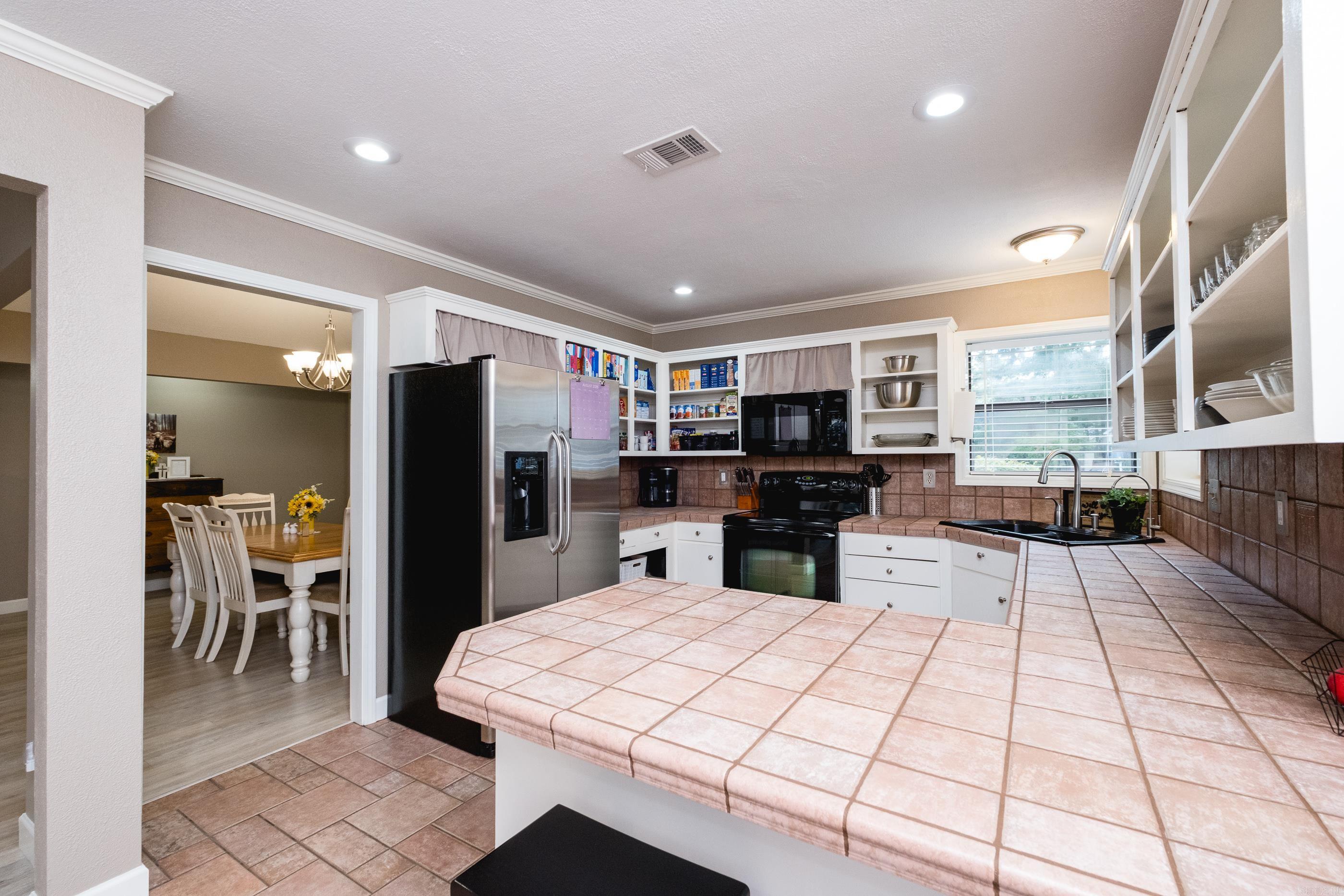 3 Sharondale  Maumelle, AR