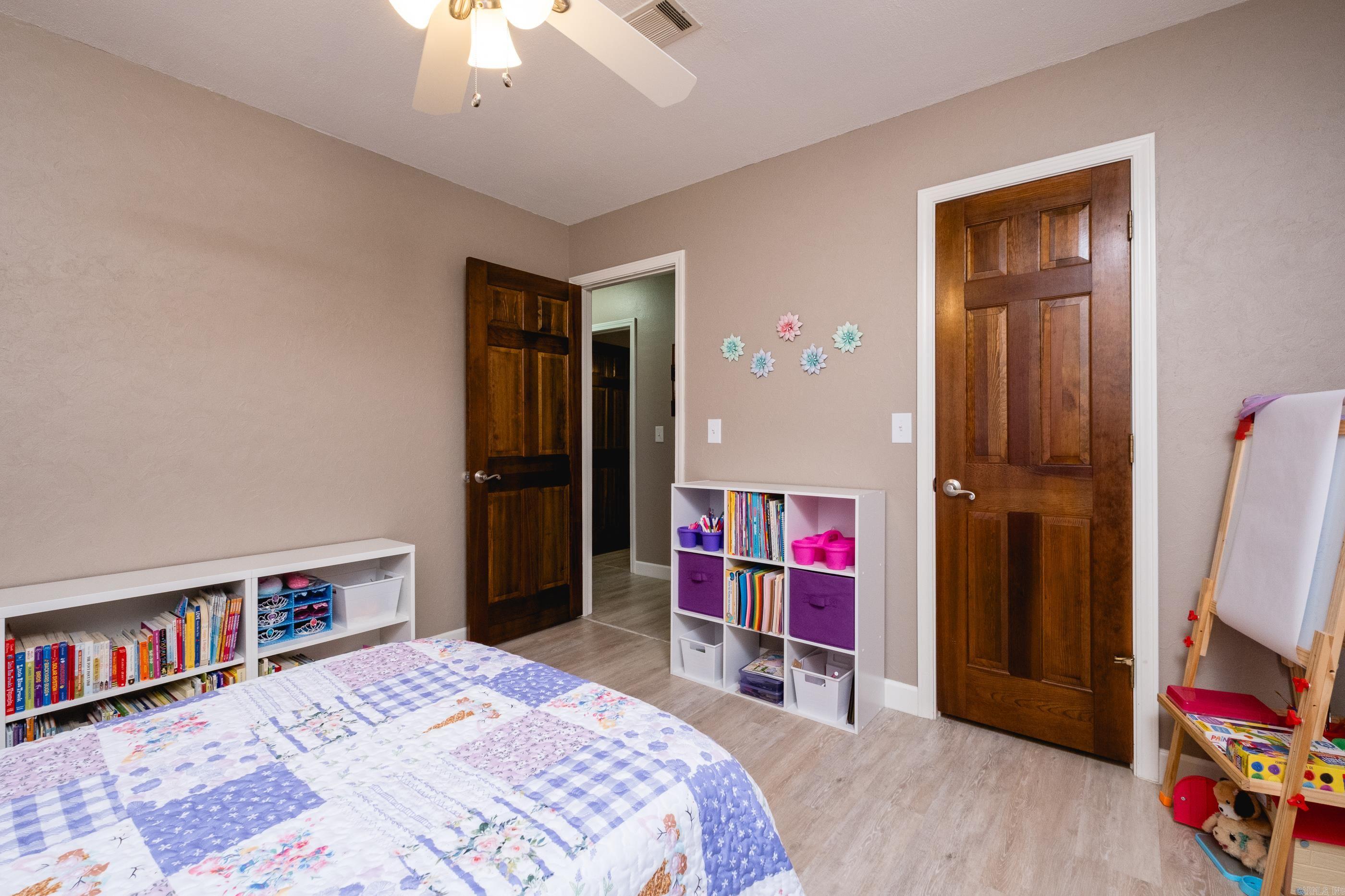 3 Sharondale  Maumelle, AR