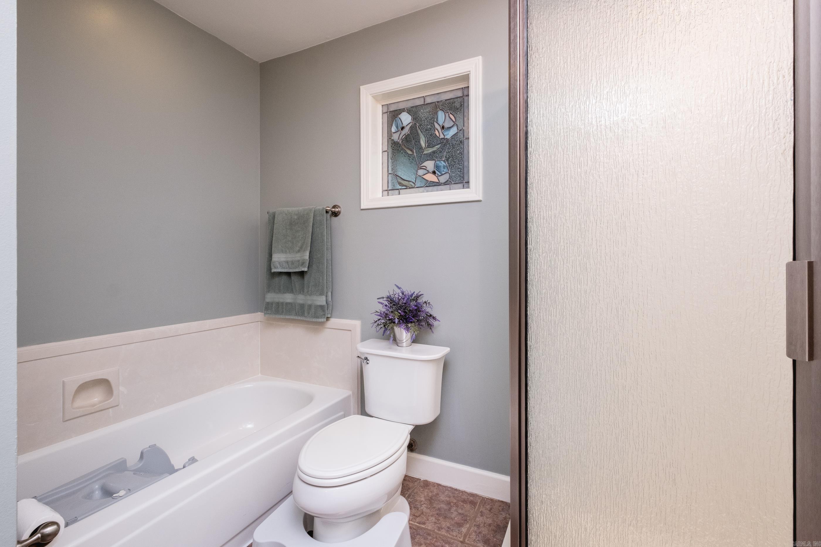 3 Sharondale  Maumelle, AR