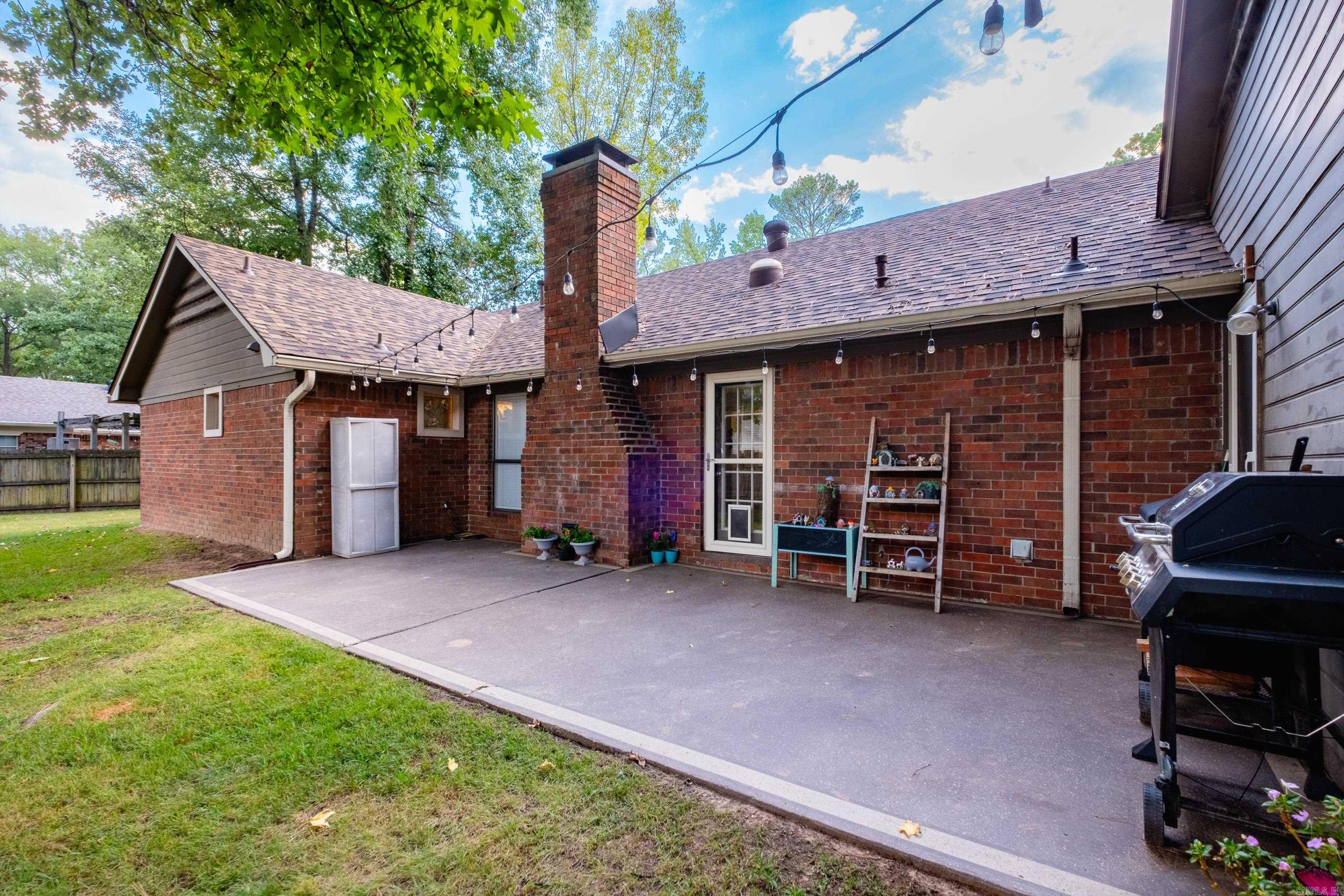 3 Sharondale  Maumelle, AR