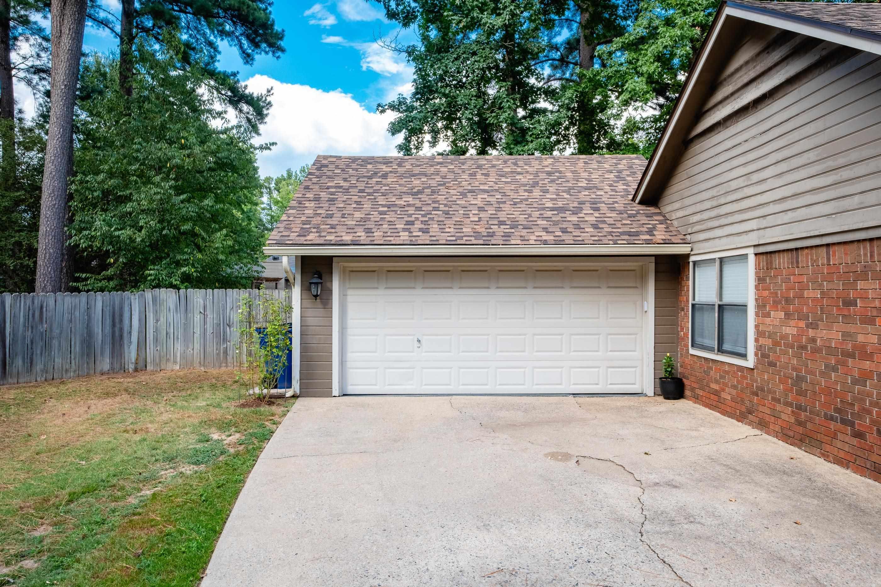 3 Sharondale  Maumelle, AR