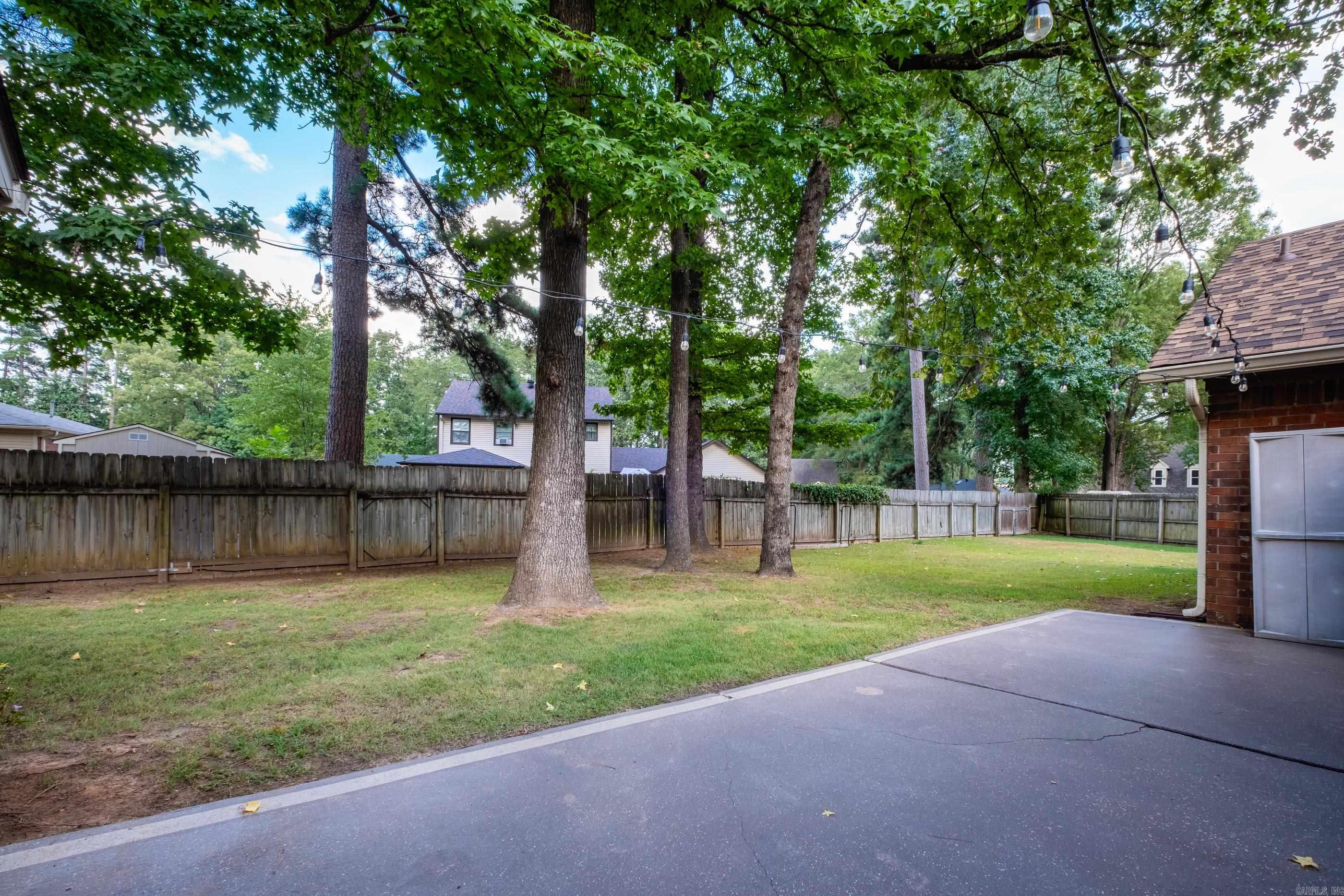 3 Sharondale  Maumelle, AR