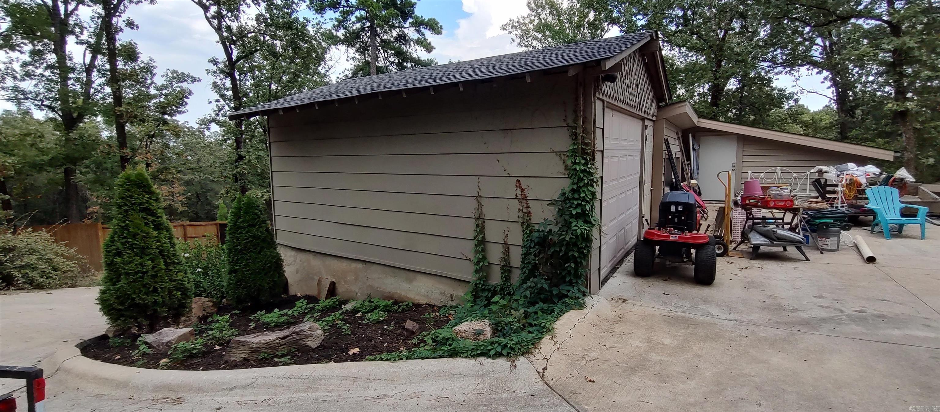 20524 River View Dr.  Roland, AR