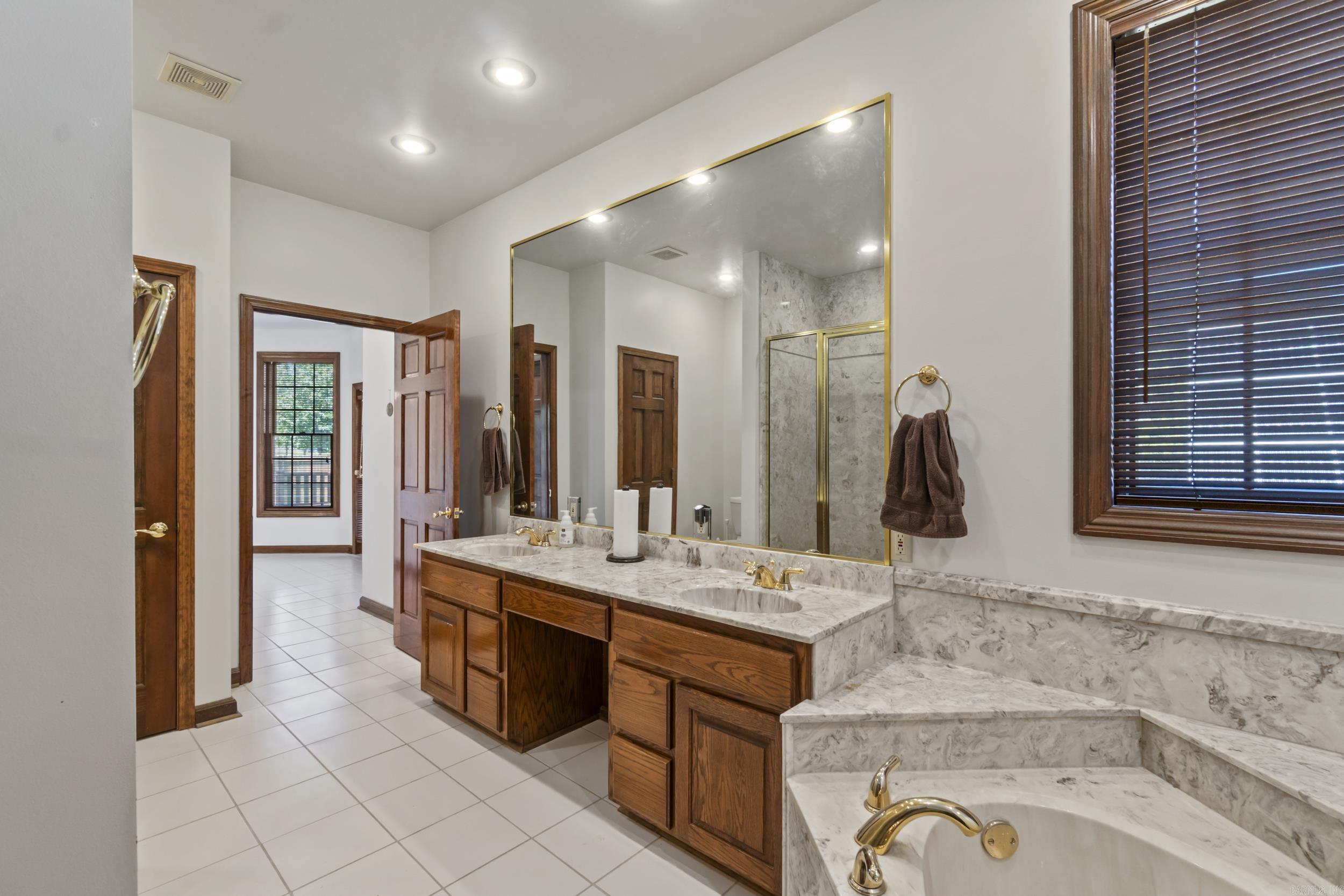 79 Plantation Dr E Heber Springs, AR 72543