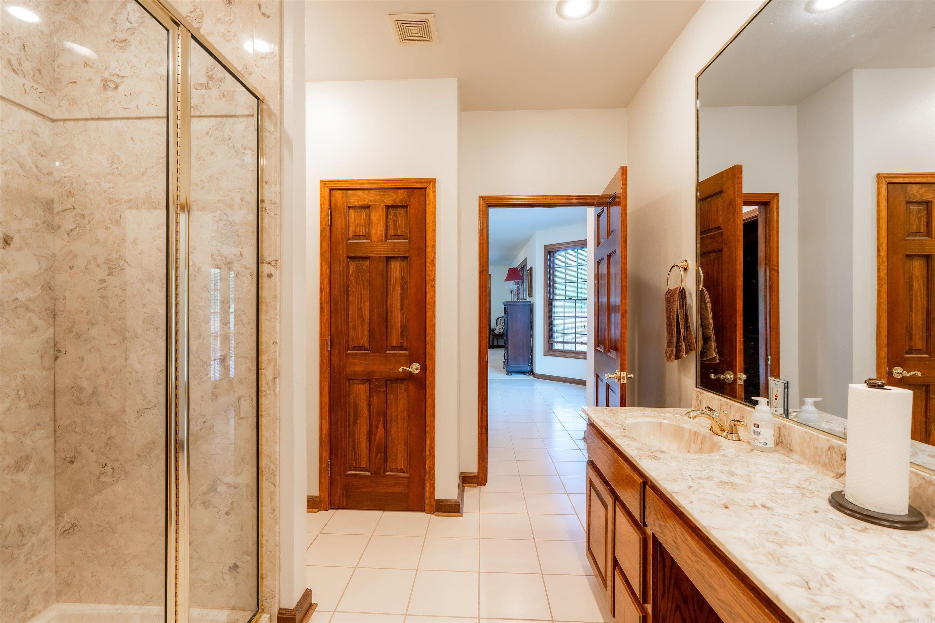 79 Plantation Dr E  Heber Springs, AR