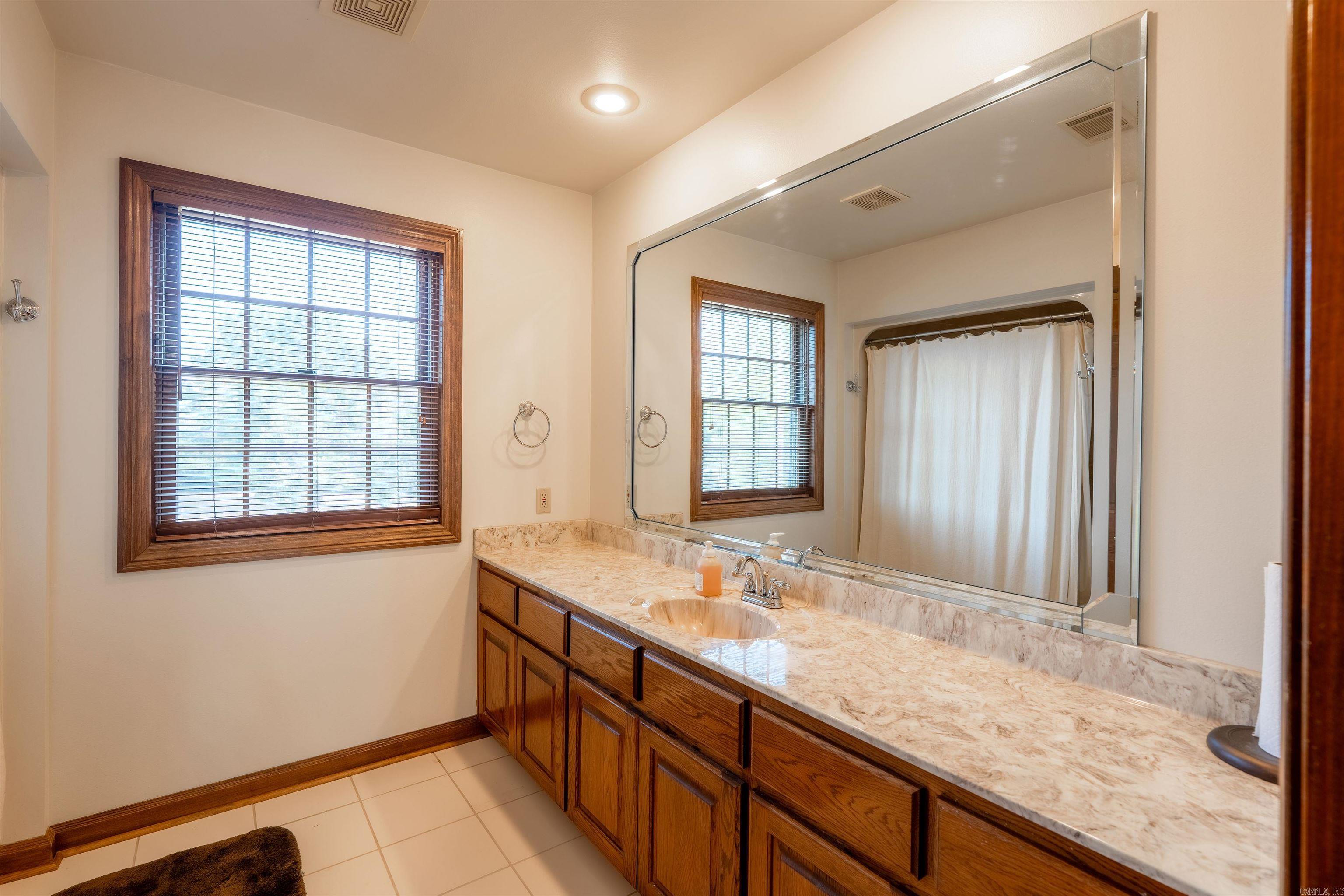 79 Plantation Dr E  Heber Springs, AR