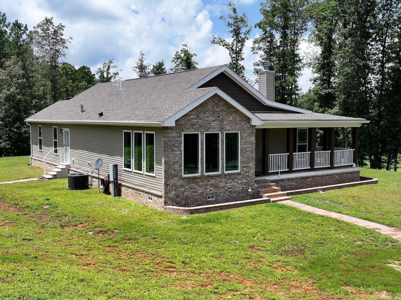 587 Owley  Mount Ida, AR