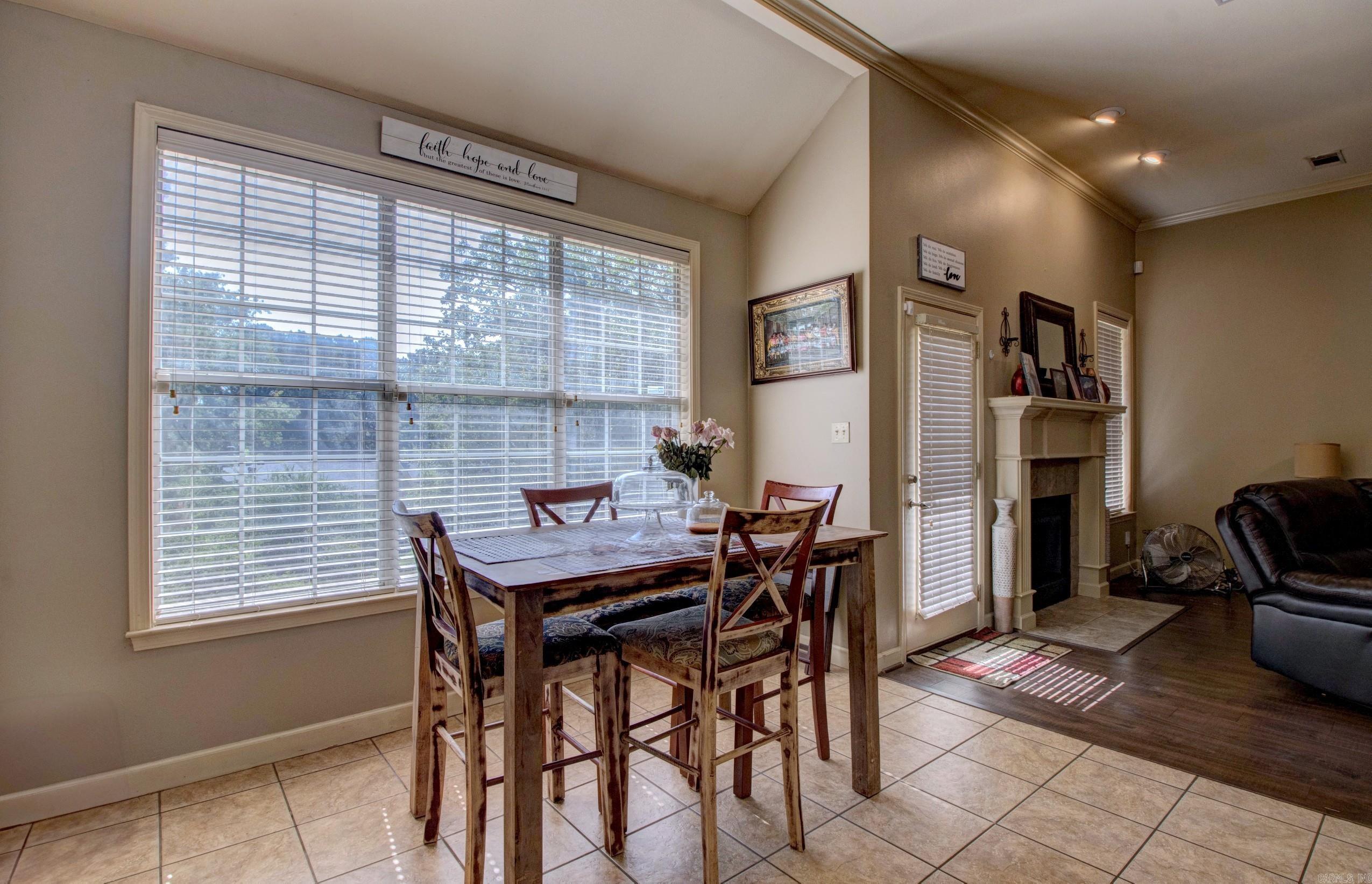 3 Regal  Maumelle, AR