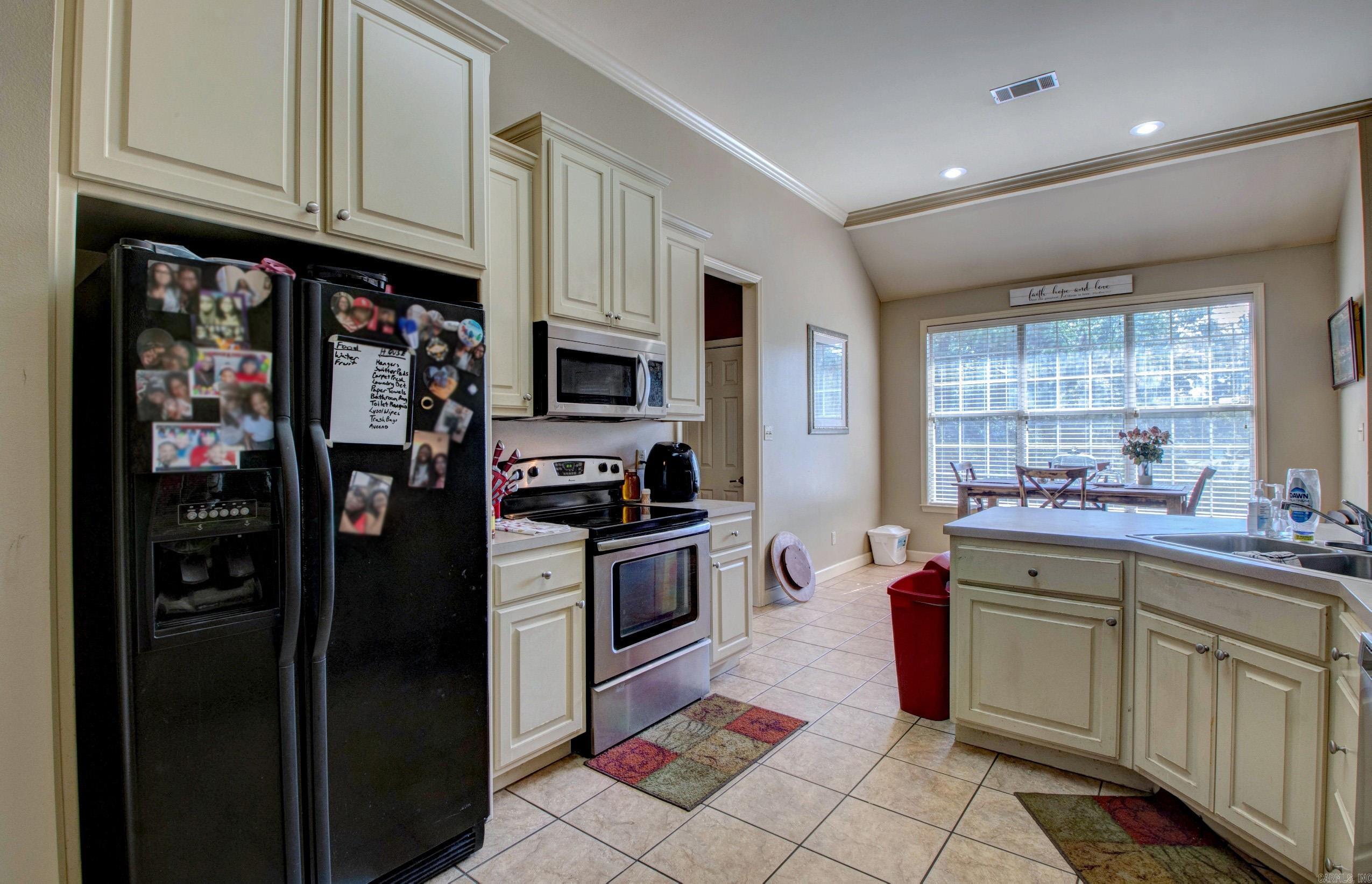 3 Regal  Maumelle, AR