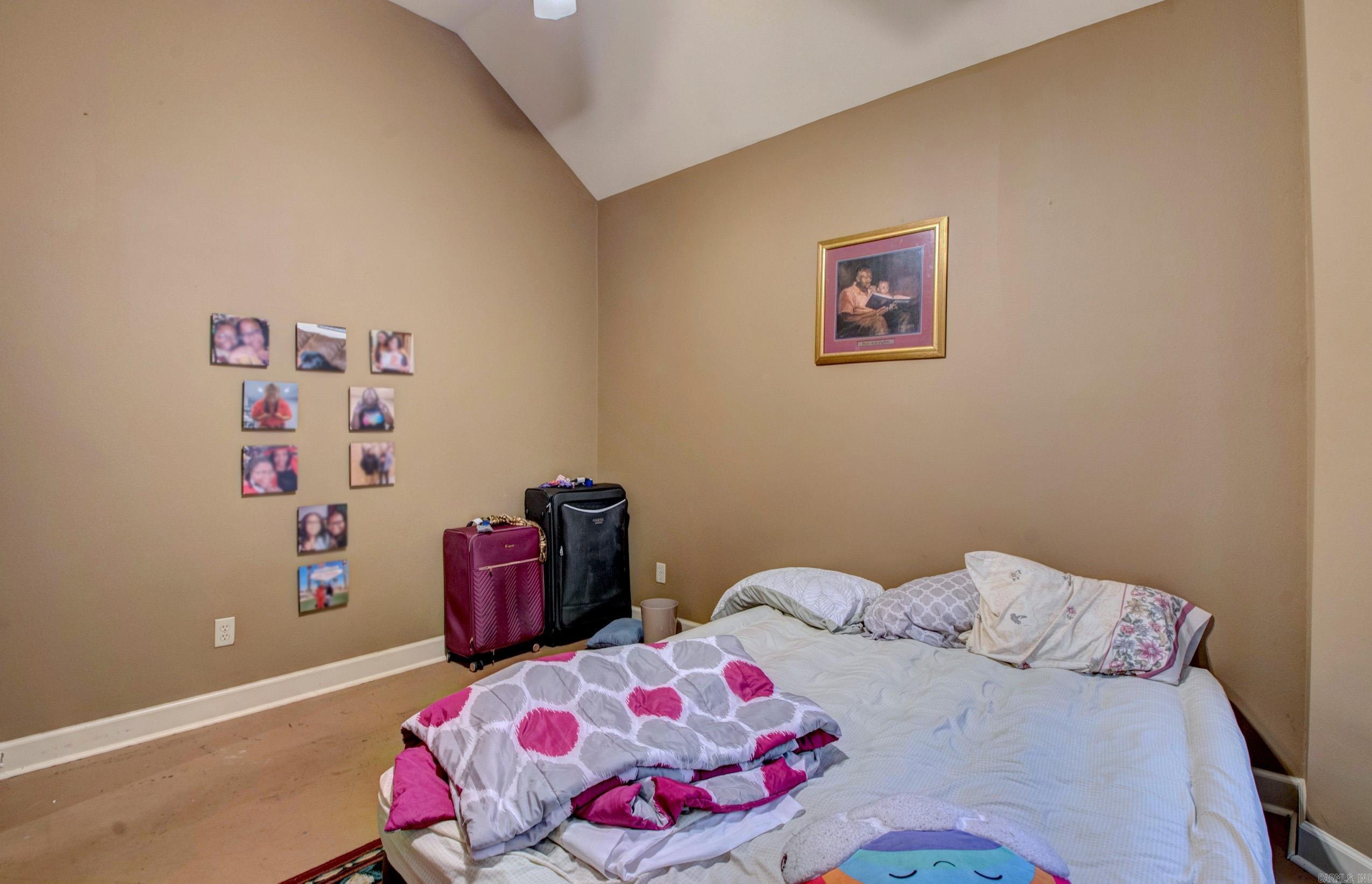 3 Regal  Maumelle, AR
