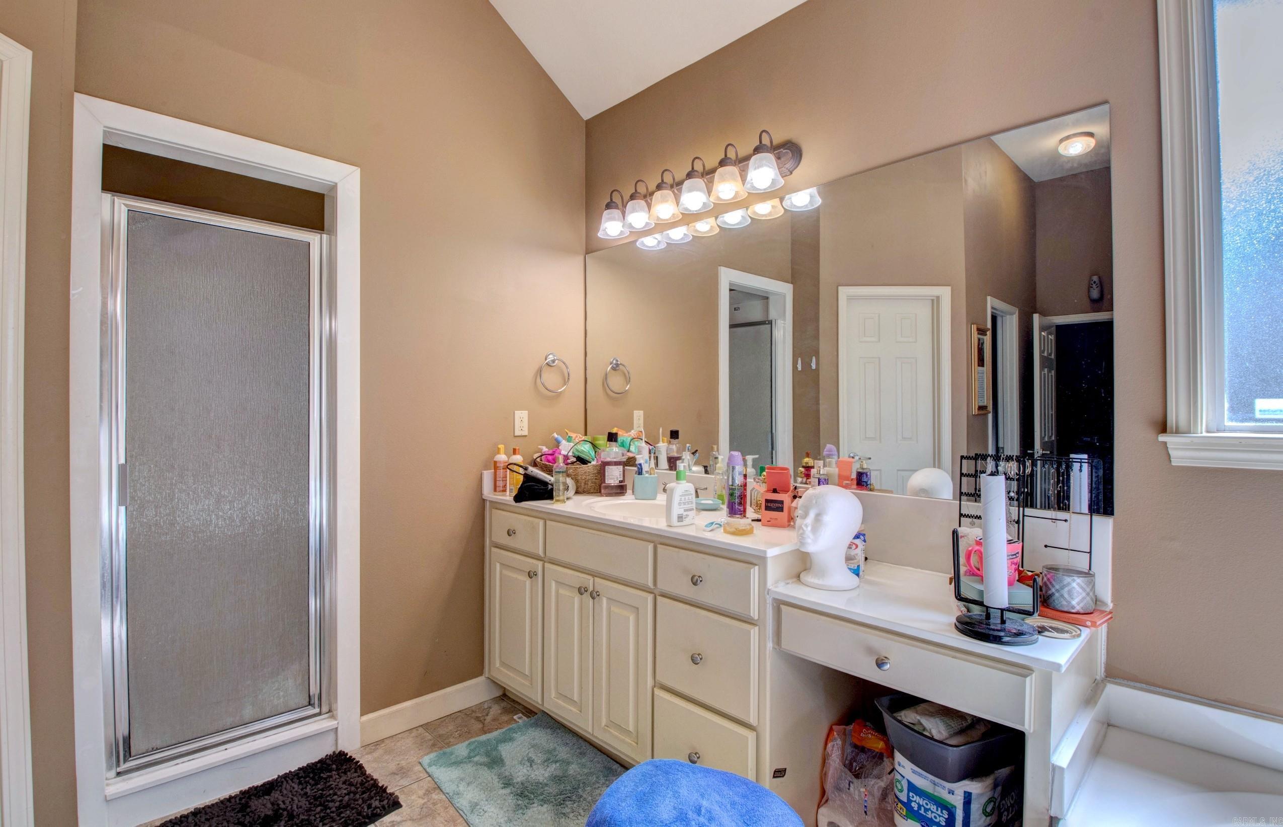 3 Regal  Maumelle, AR