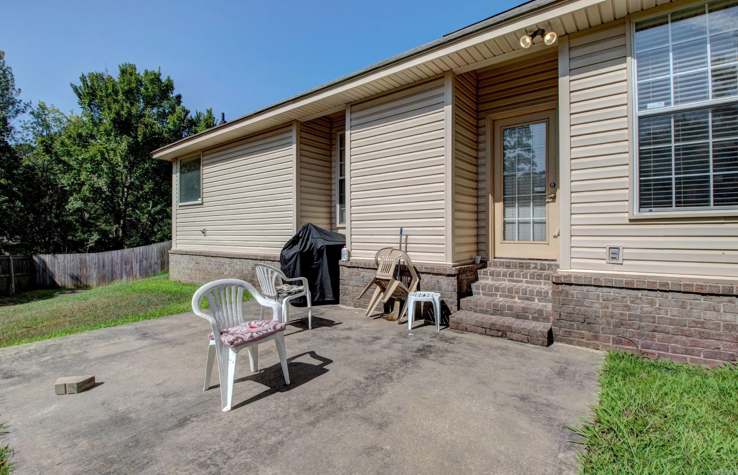 3 Regal  Maumelle, AR