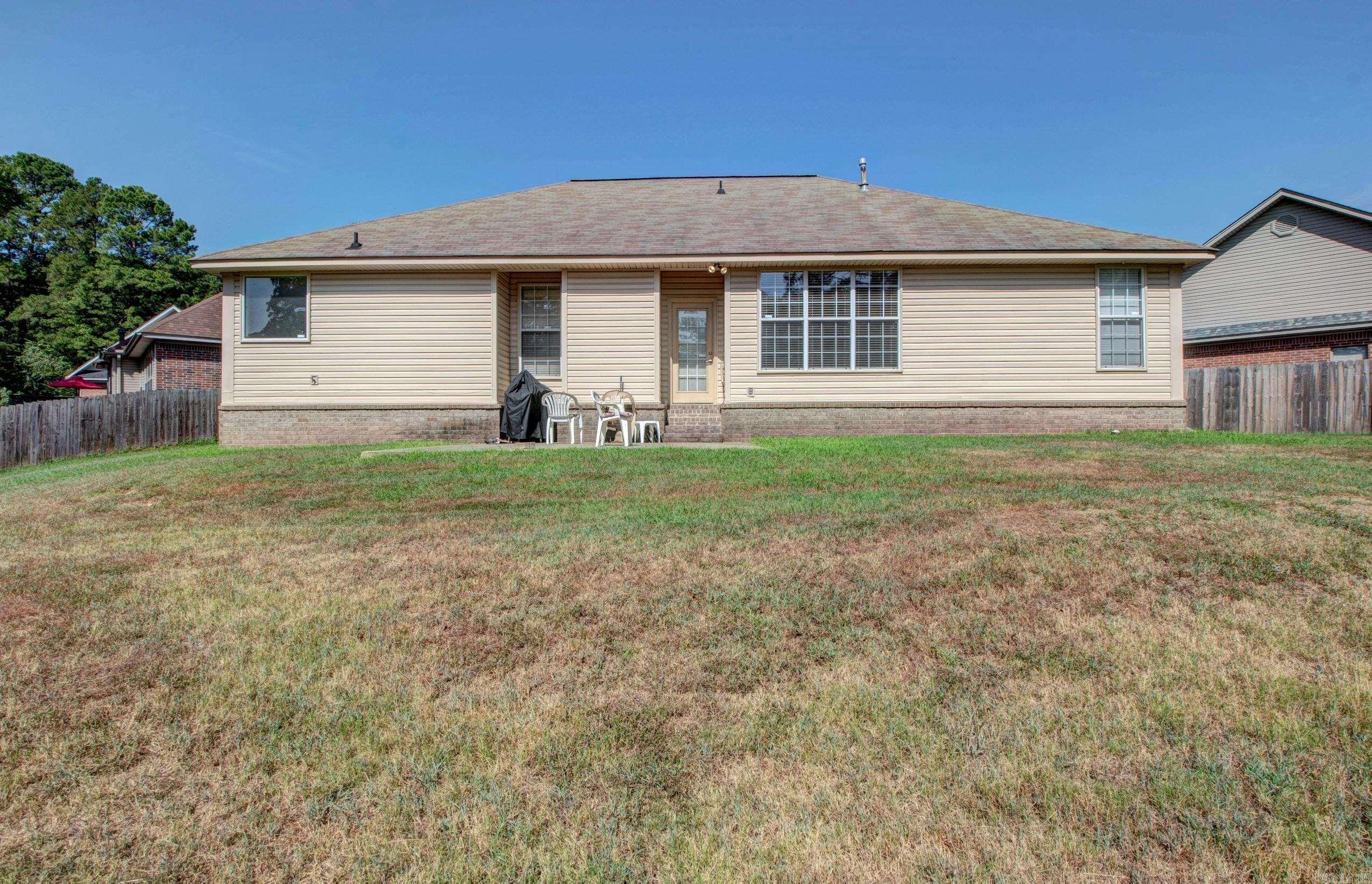 3 Regal  Maumelle, AR