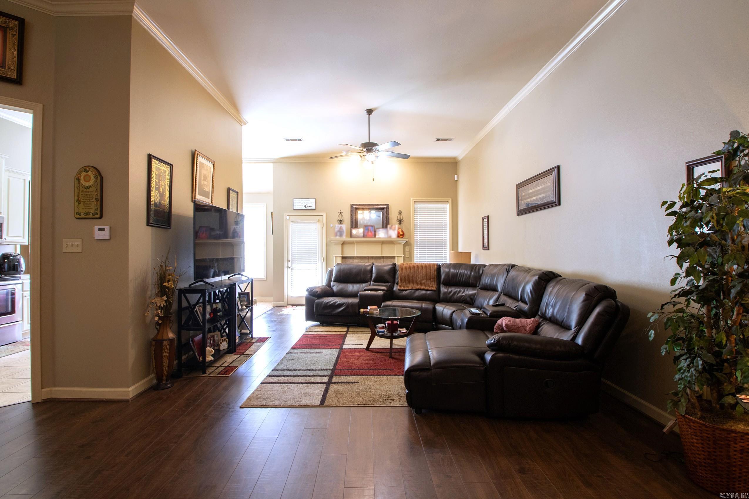 3 Regal  Maumelle, AR