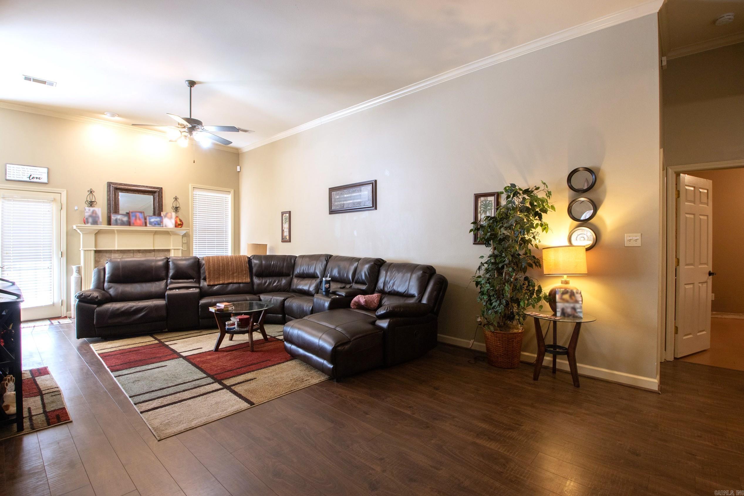 3 Regal  Maumelle, AR