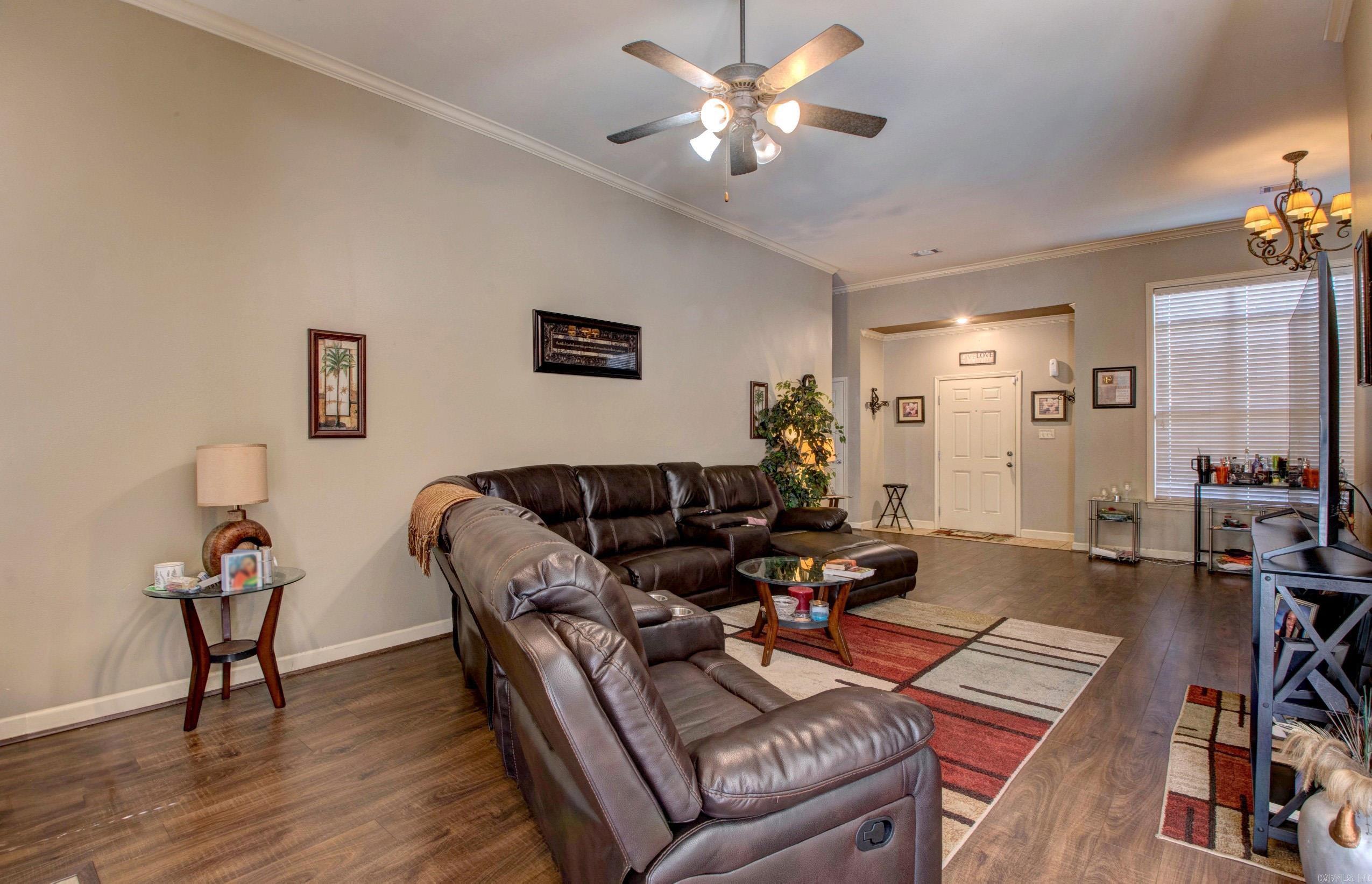 3 Regal  Maumelle, AR