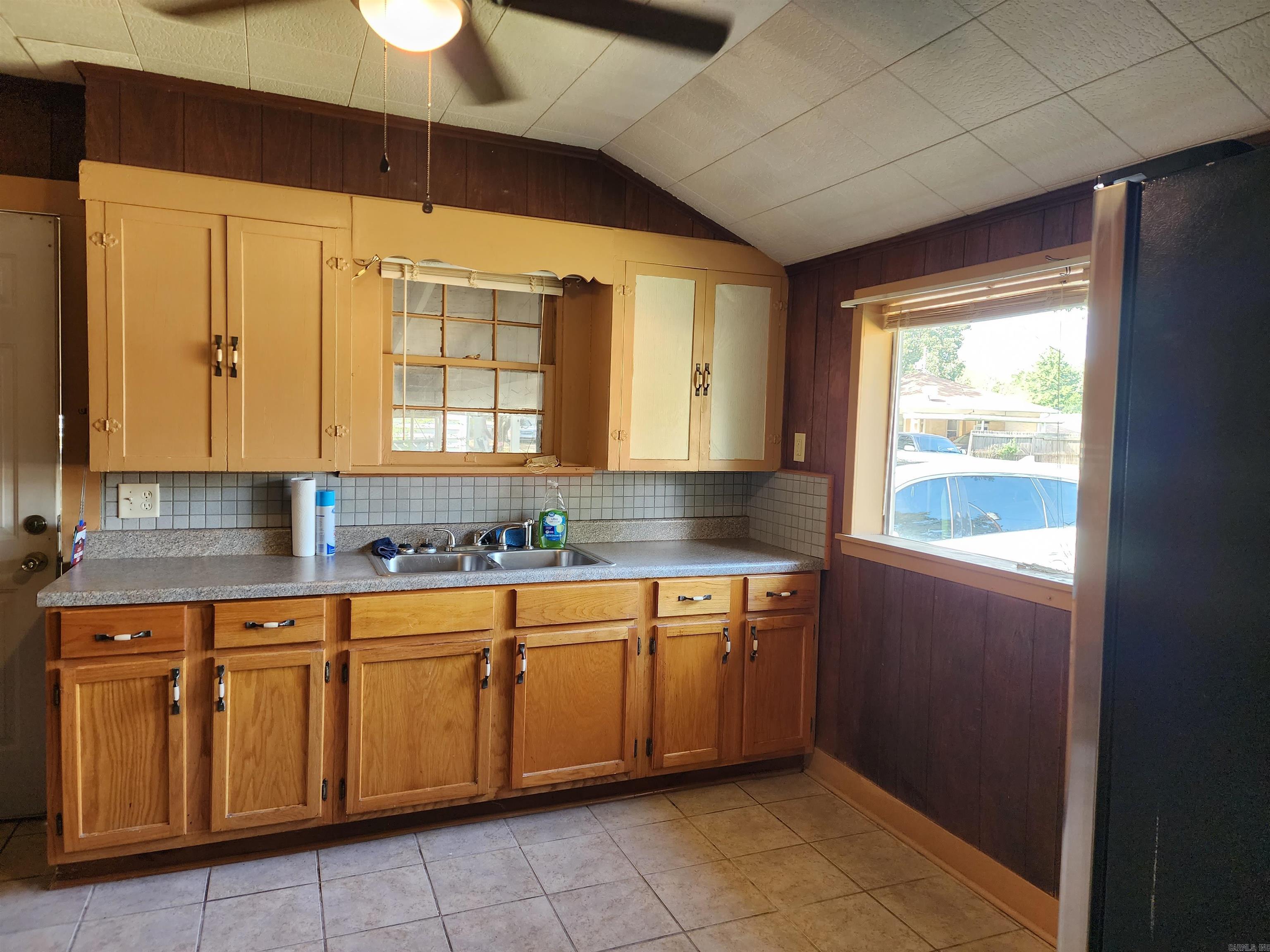 108 Chitwood St  Hot Springs, AR