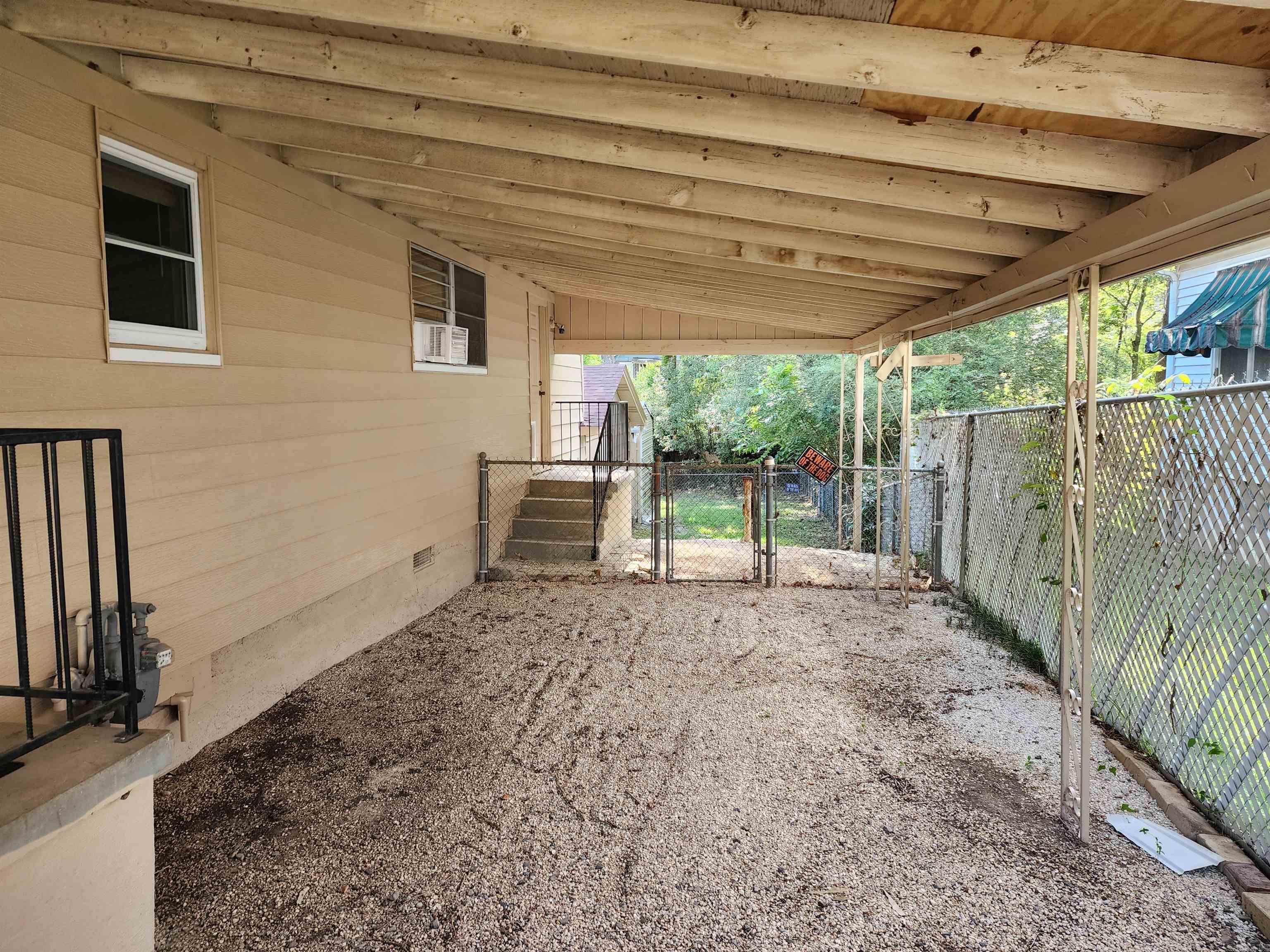 108 Chitwood St  Hot Springs, AR
