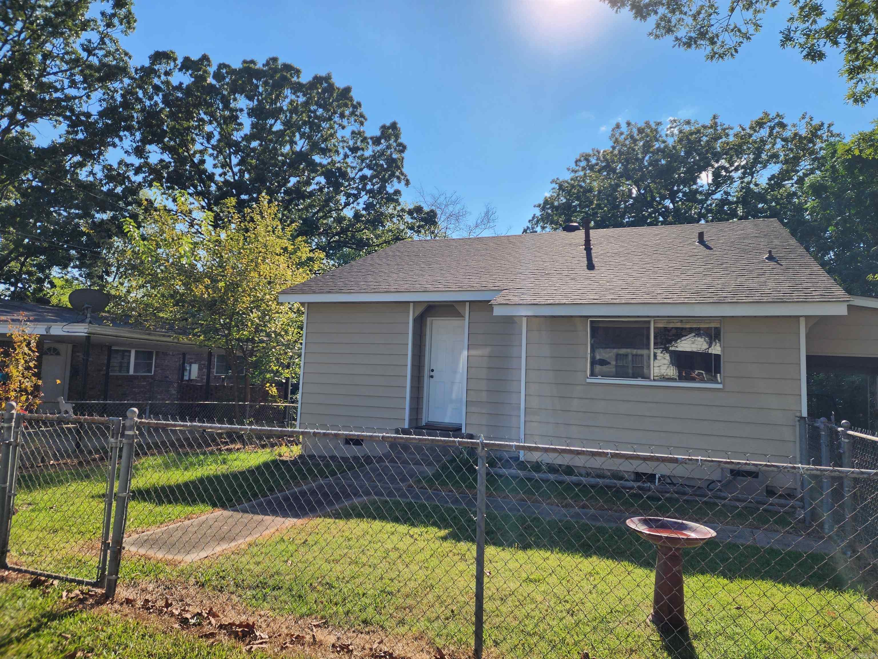 108 Chitwood St  Hot Springs, AR