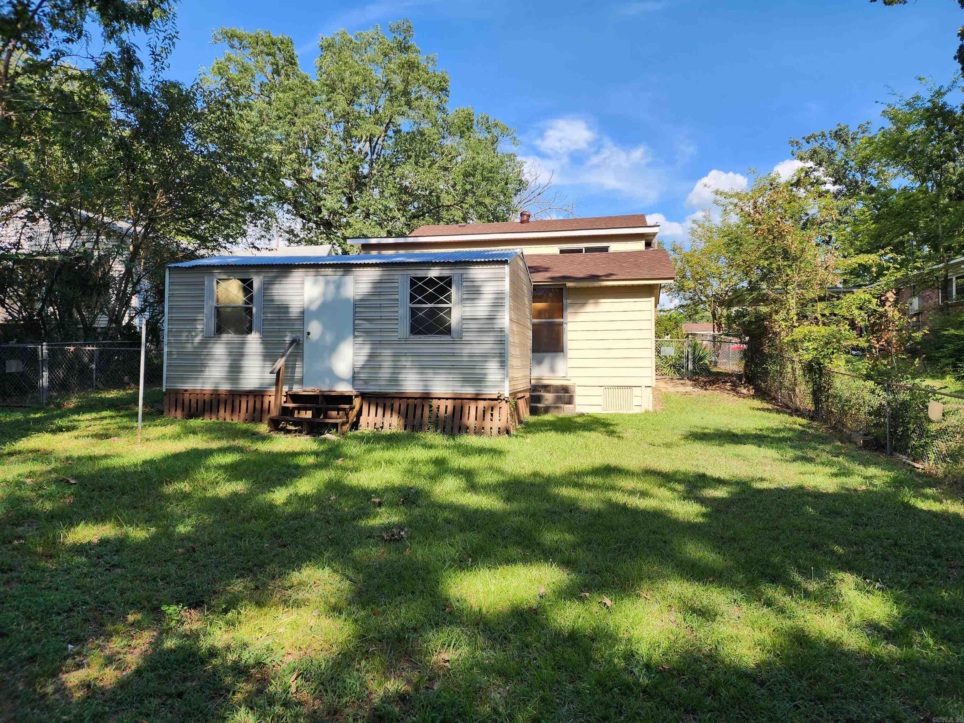 108 Chitwood St  Hot Springs, AR