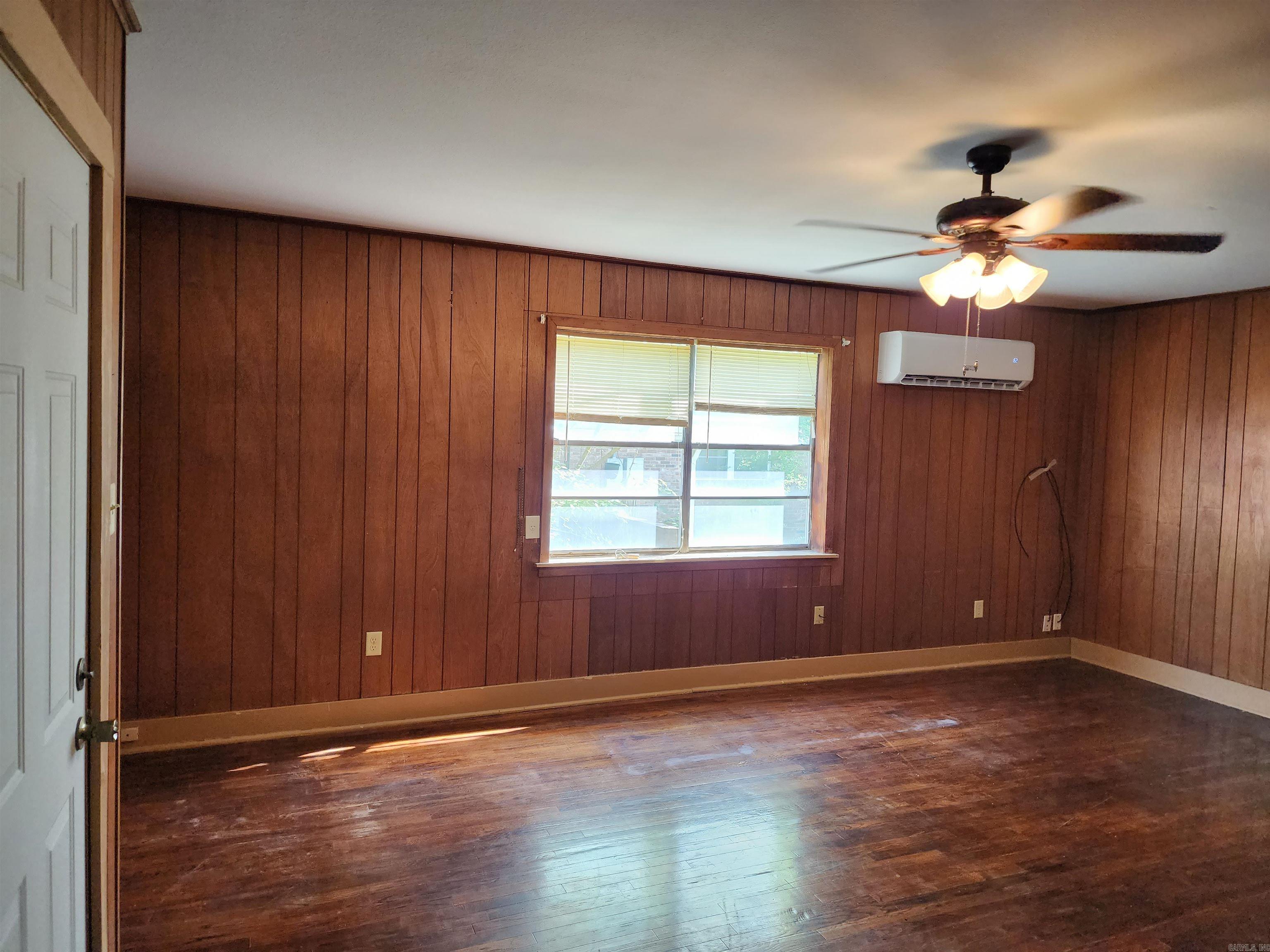 108 Chitwood St  Hot Springs, AR