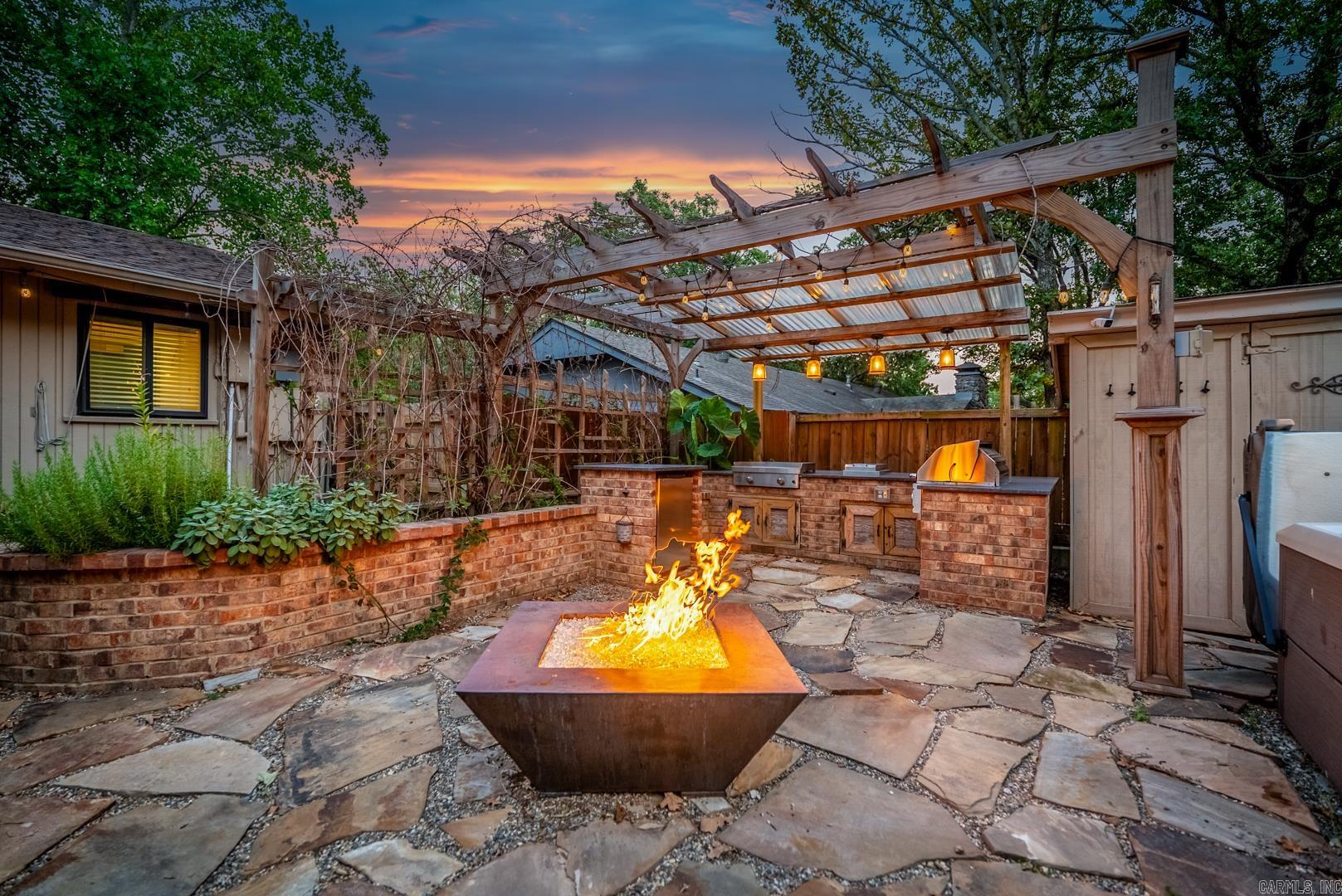 2704 Wentwood Valley  Little Rock, AR