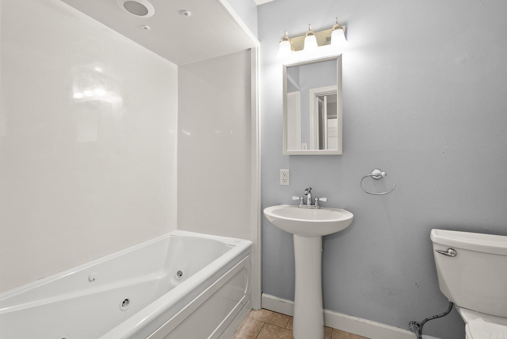 2704 Wentwood Valley  Little Rock, AR