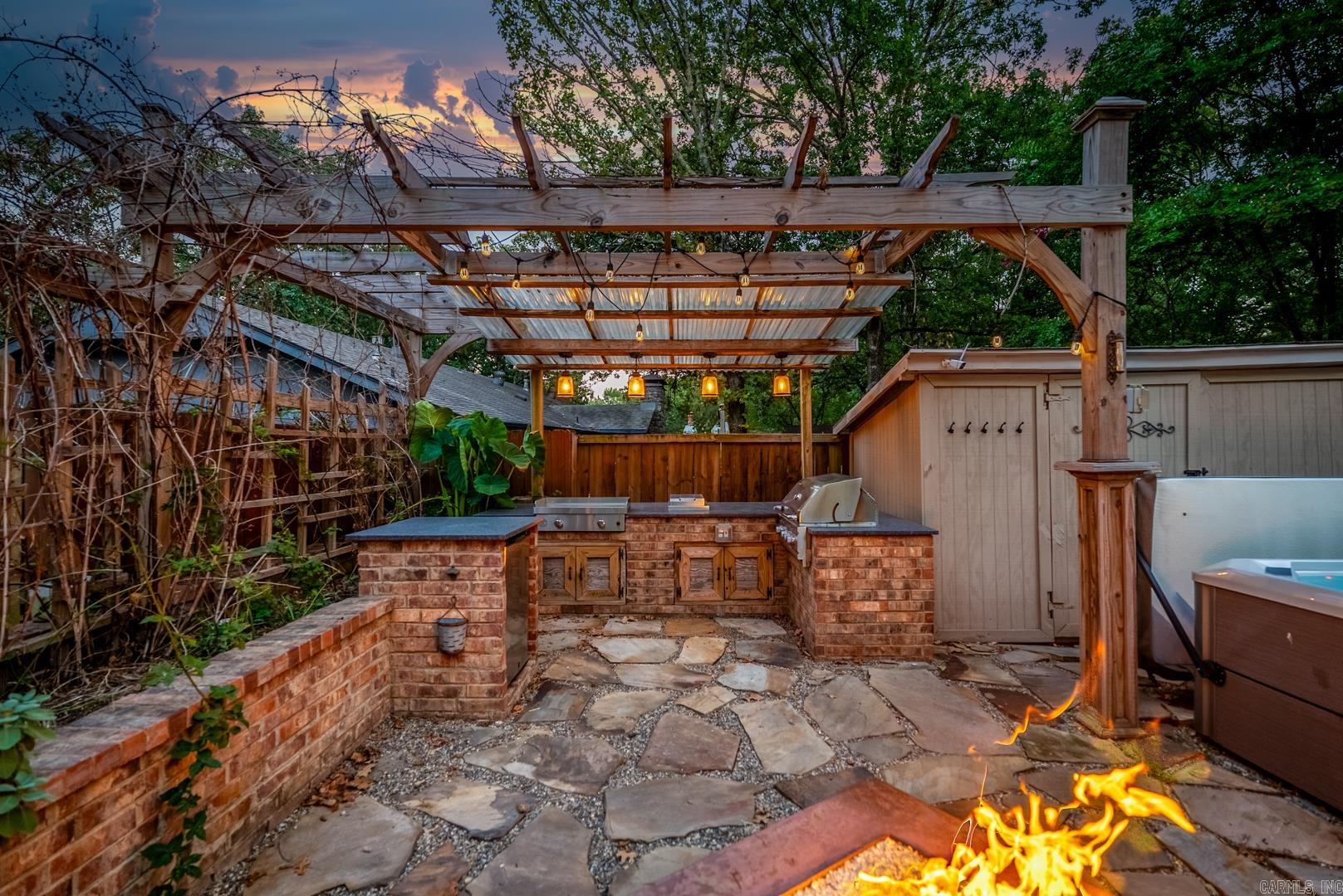 2704 Wentwood Valley  Little Rock, AR