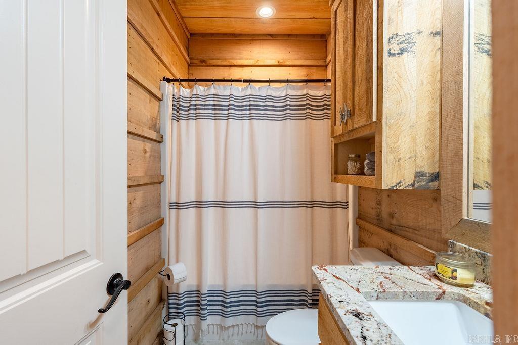 583 River  Heber Springs, AR