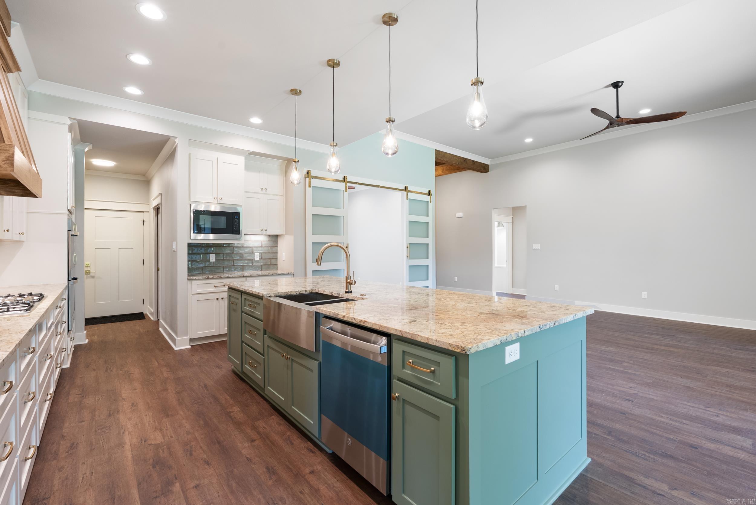 5645 Tivoli  Conway, AR