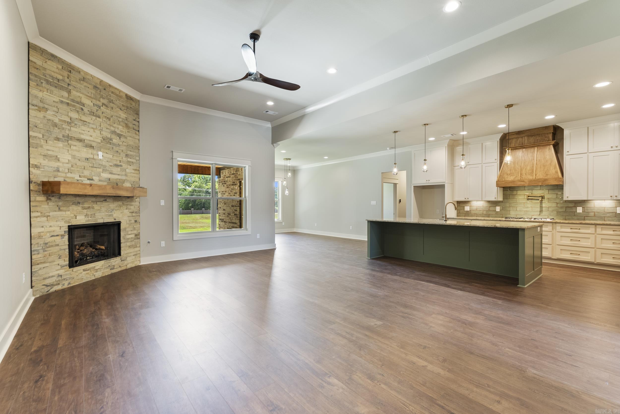 5645 Tivoli  Conway, AR