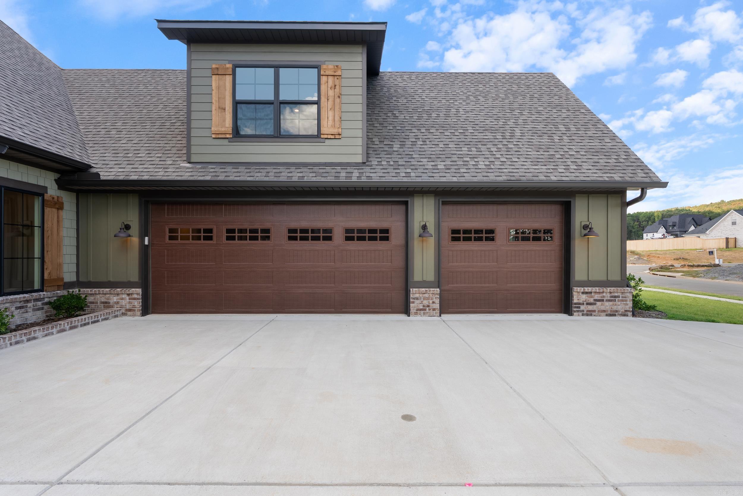 5645 Tivoli  Conway, AR