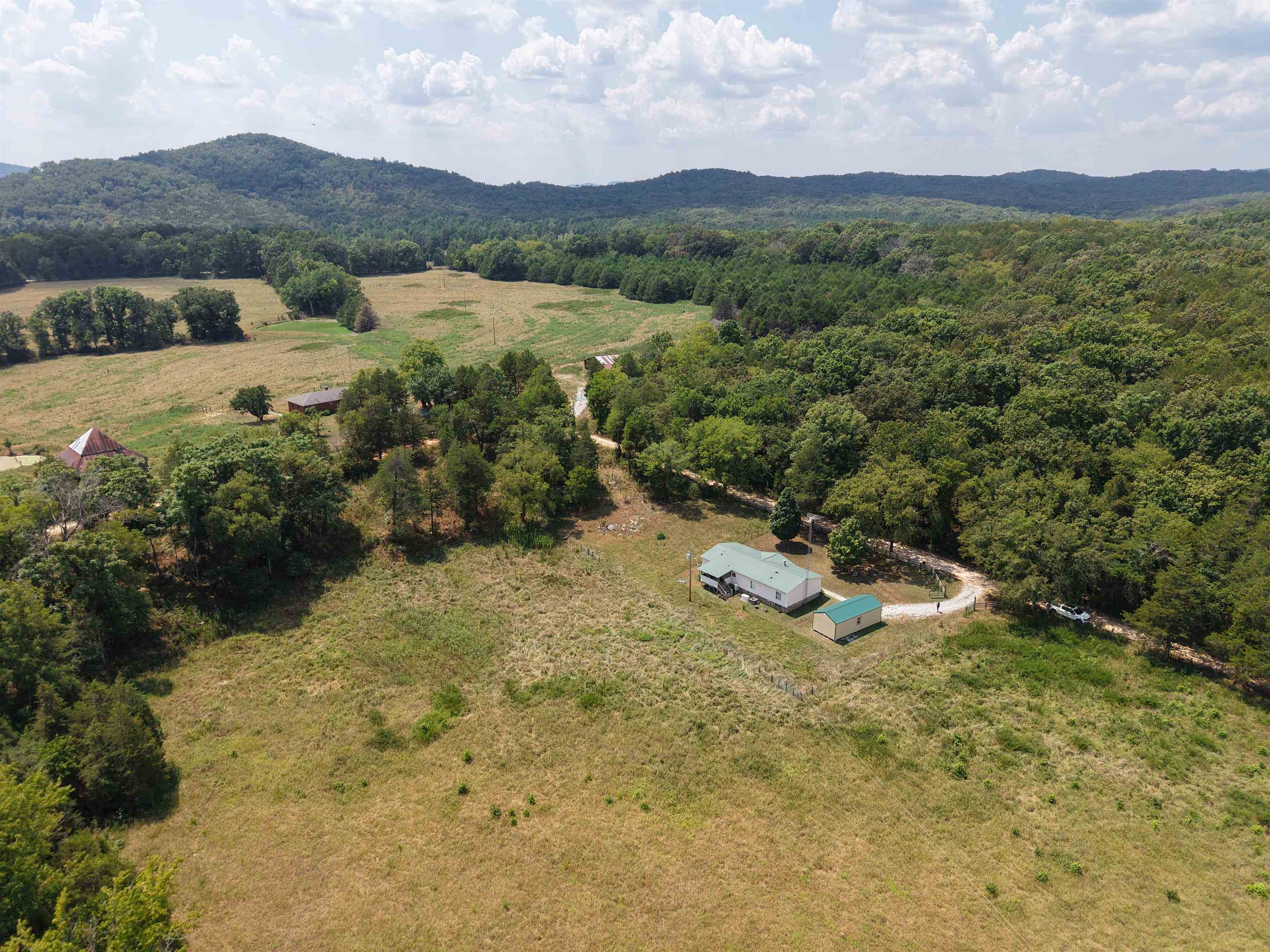 5023 Knob Creek Road  Melbourne, AR