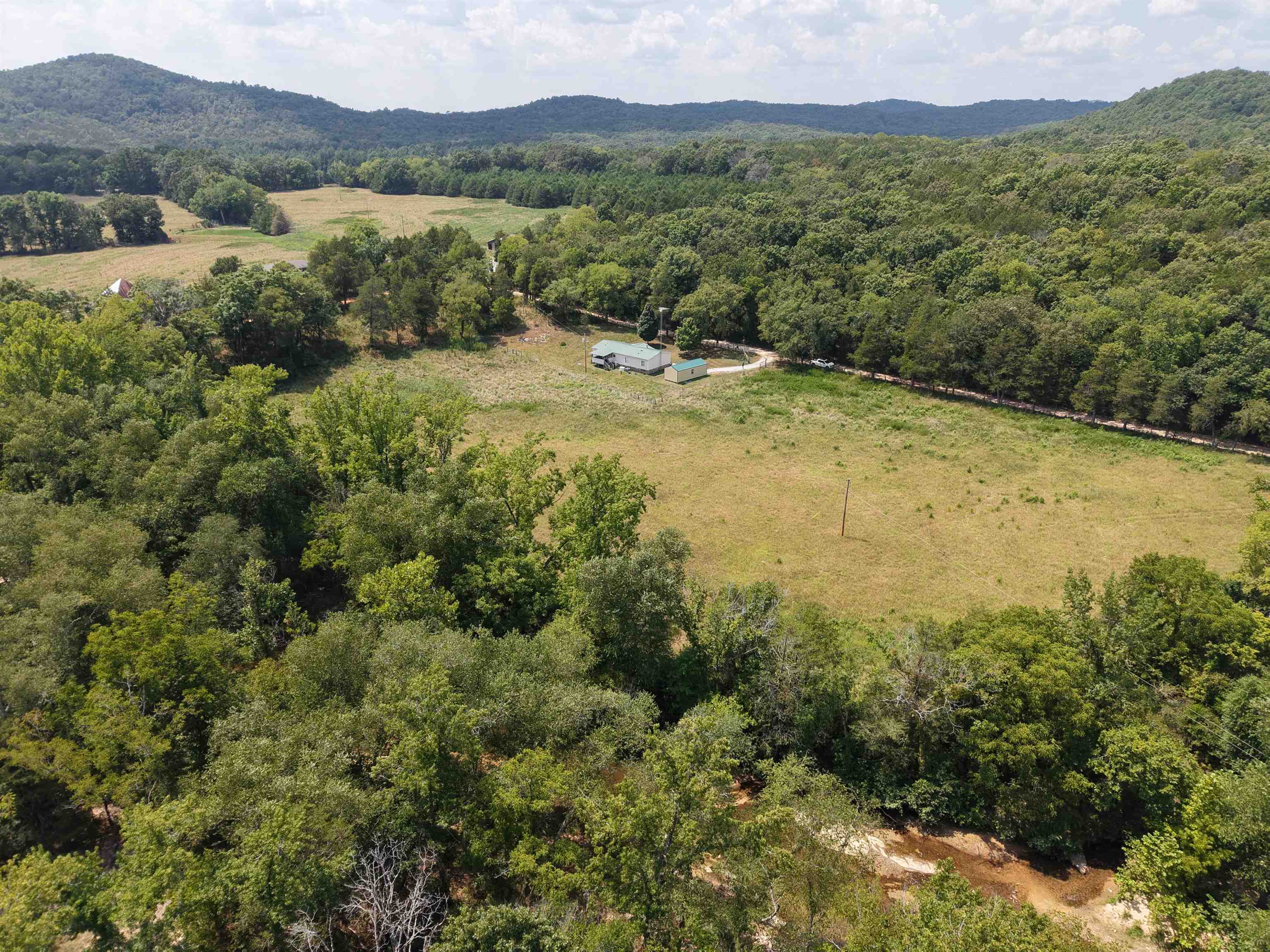 5023 Knob Creek Road  Melbourne, AR