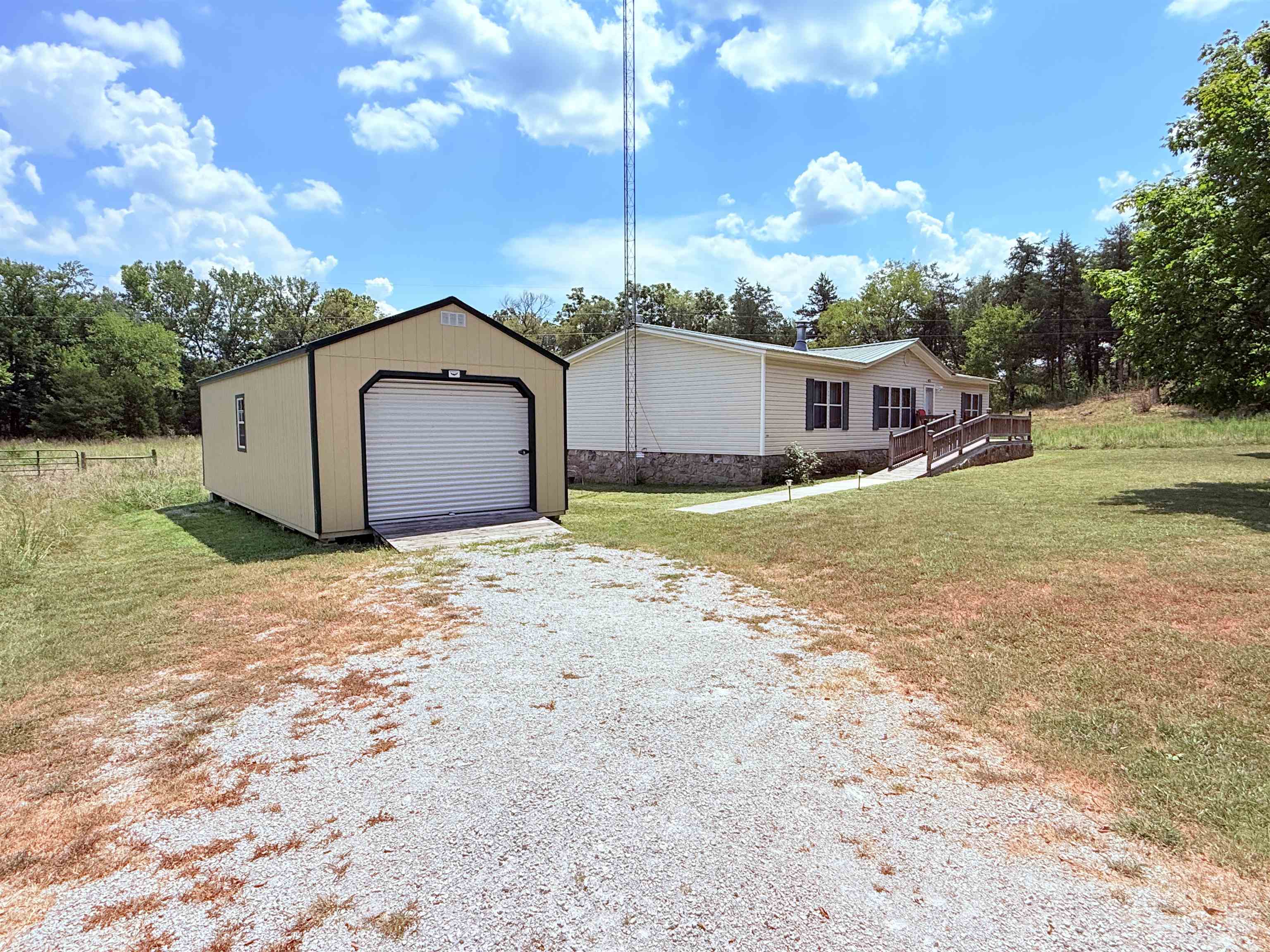 5023 Knob Creek Road  Melbourne, AR