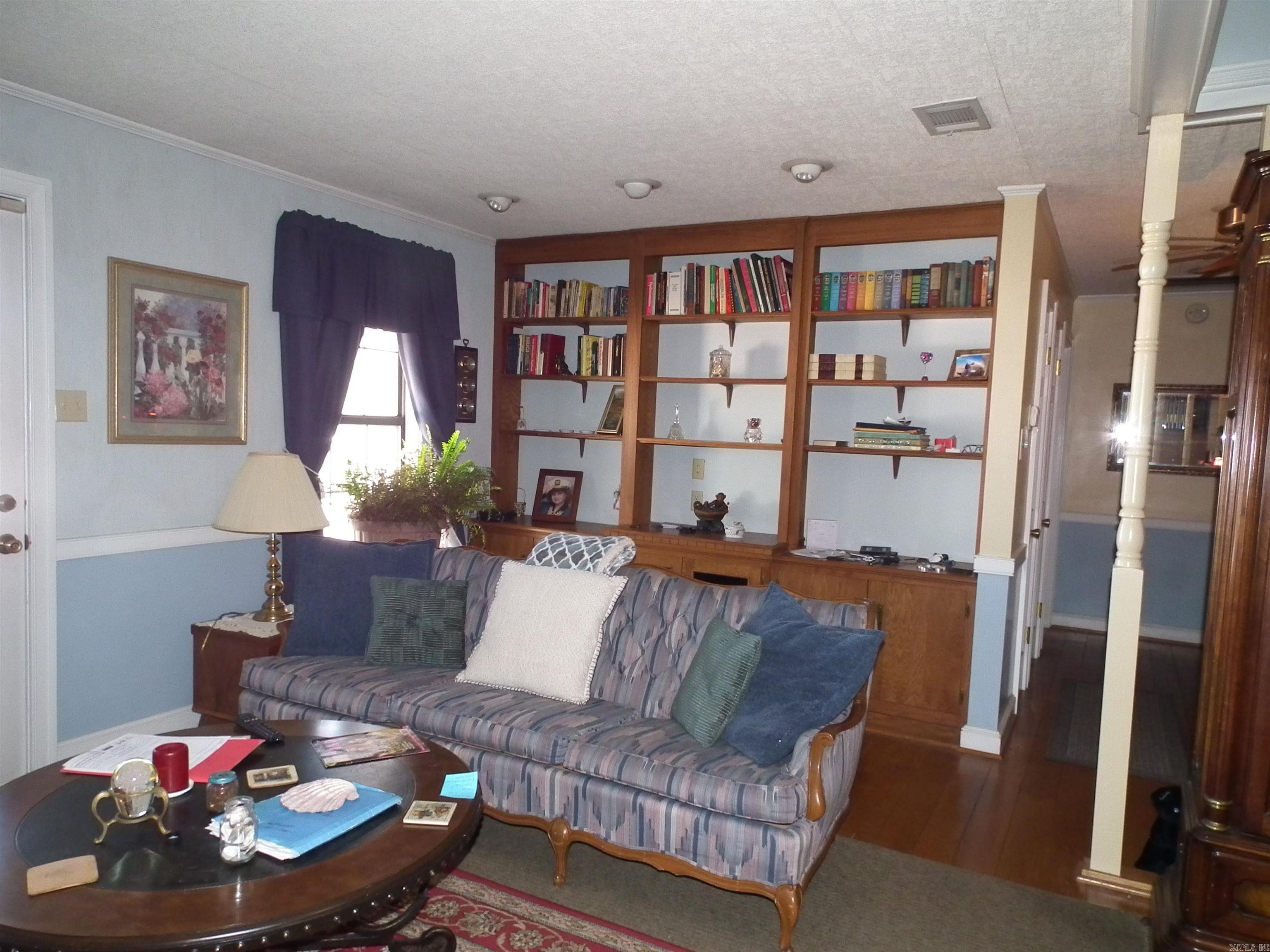 359 W Pin Oak  Rose Bud, AR