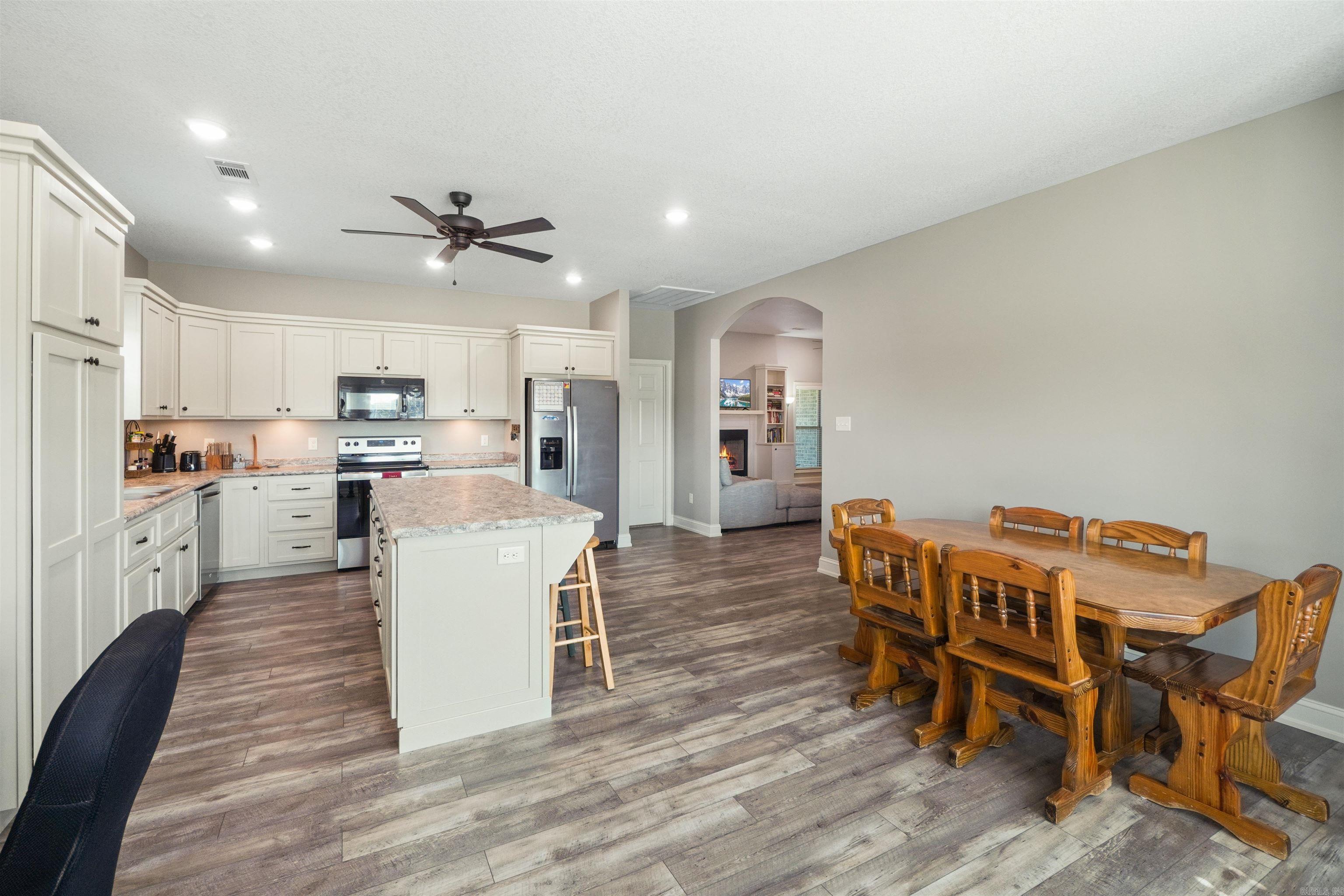 807A Byron  Manila, AR