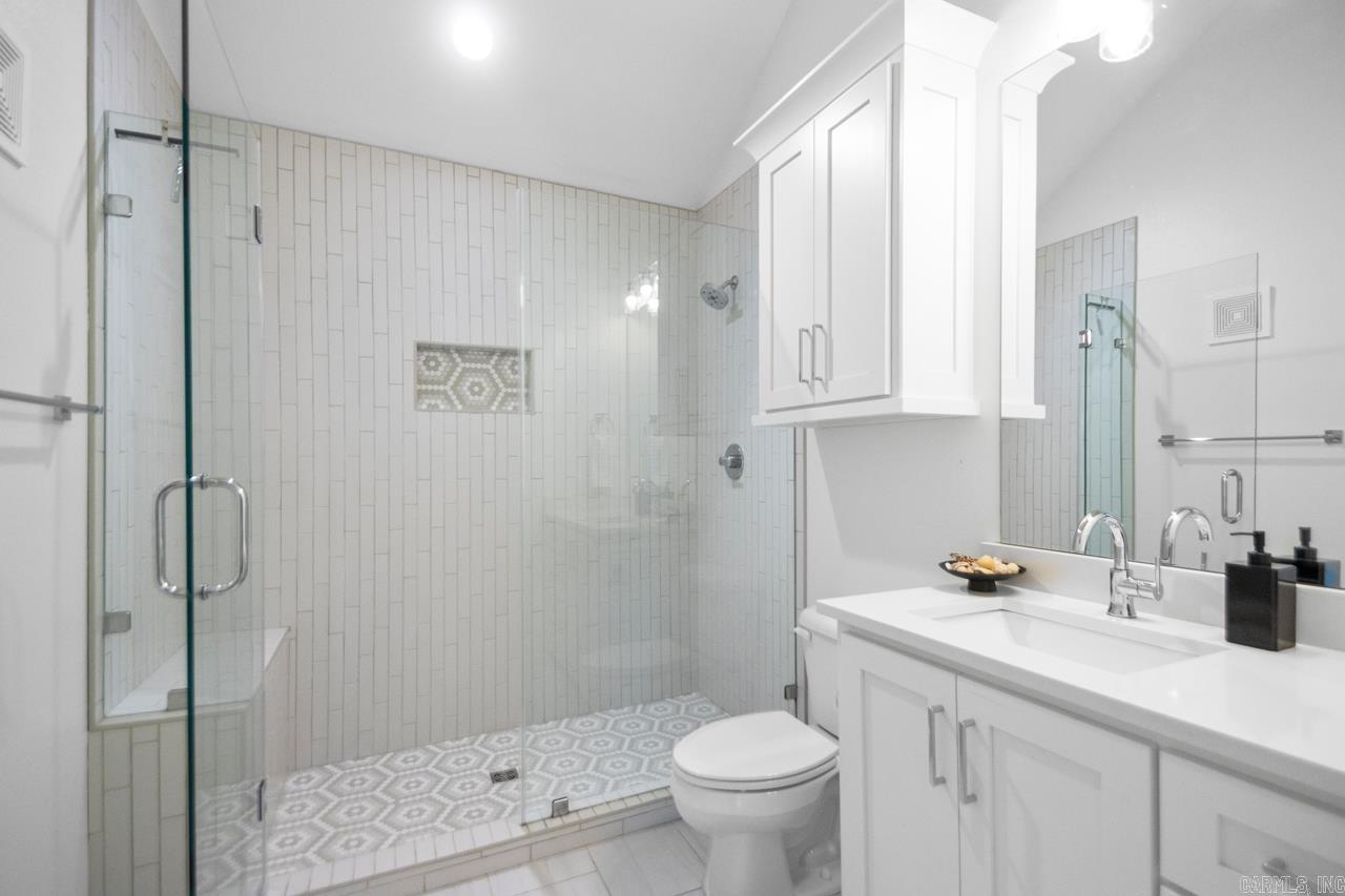 5205 Kavanaugh  Little Rock, AR