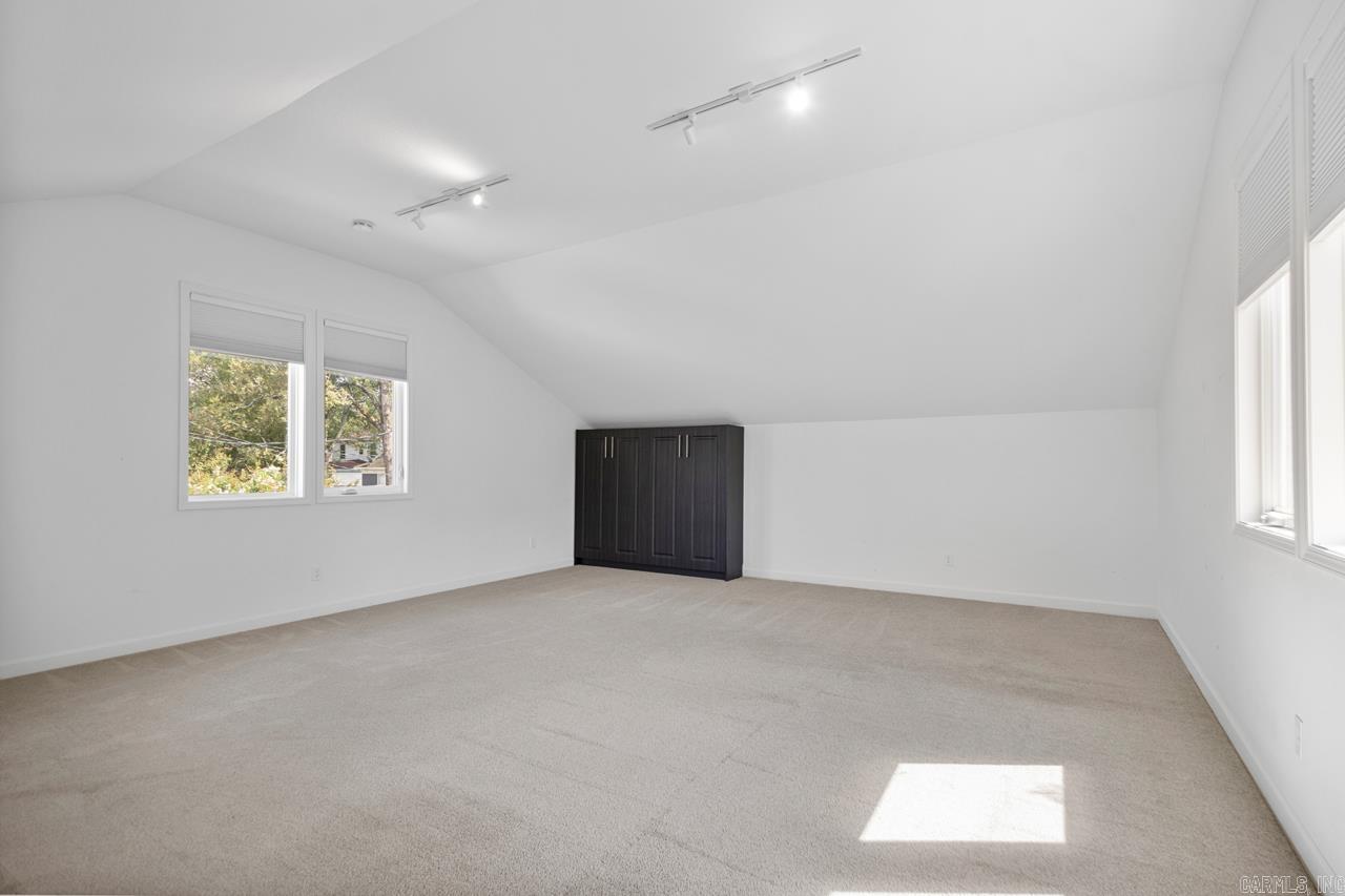 5205 Kavanaugh  Little Rock, AR