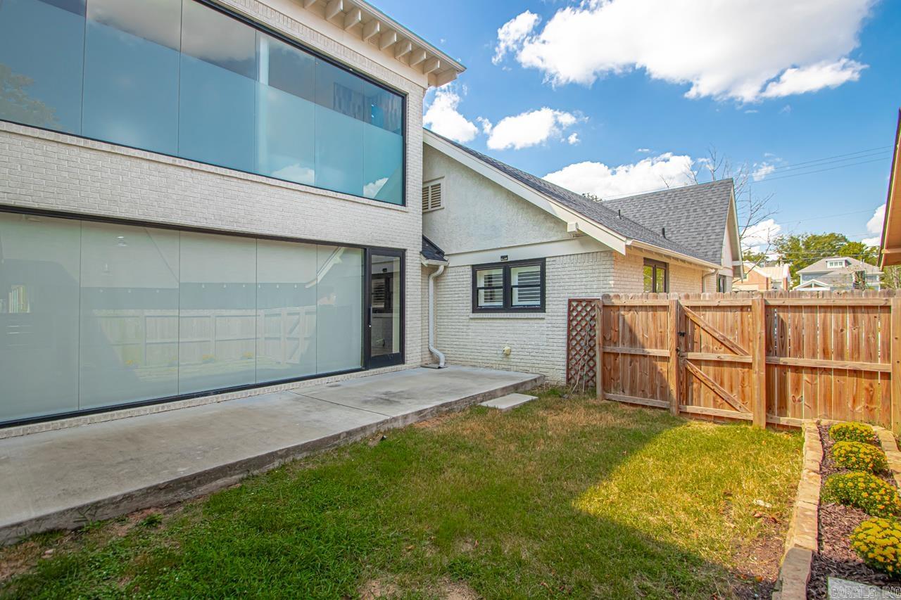 5205 Kavanaugh  Little Rock, AR