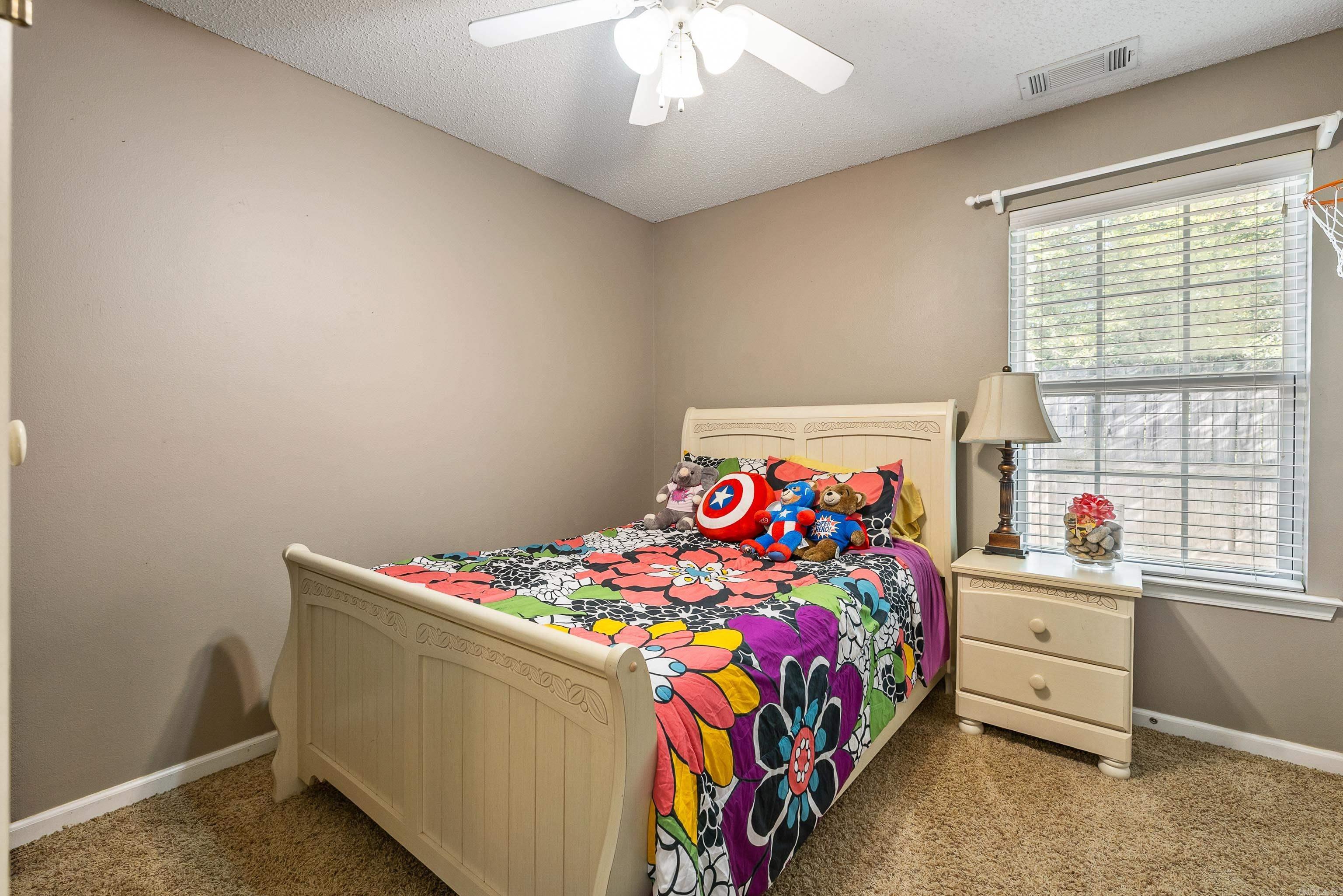 1202 Meadows dr  Benton, AR
