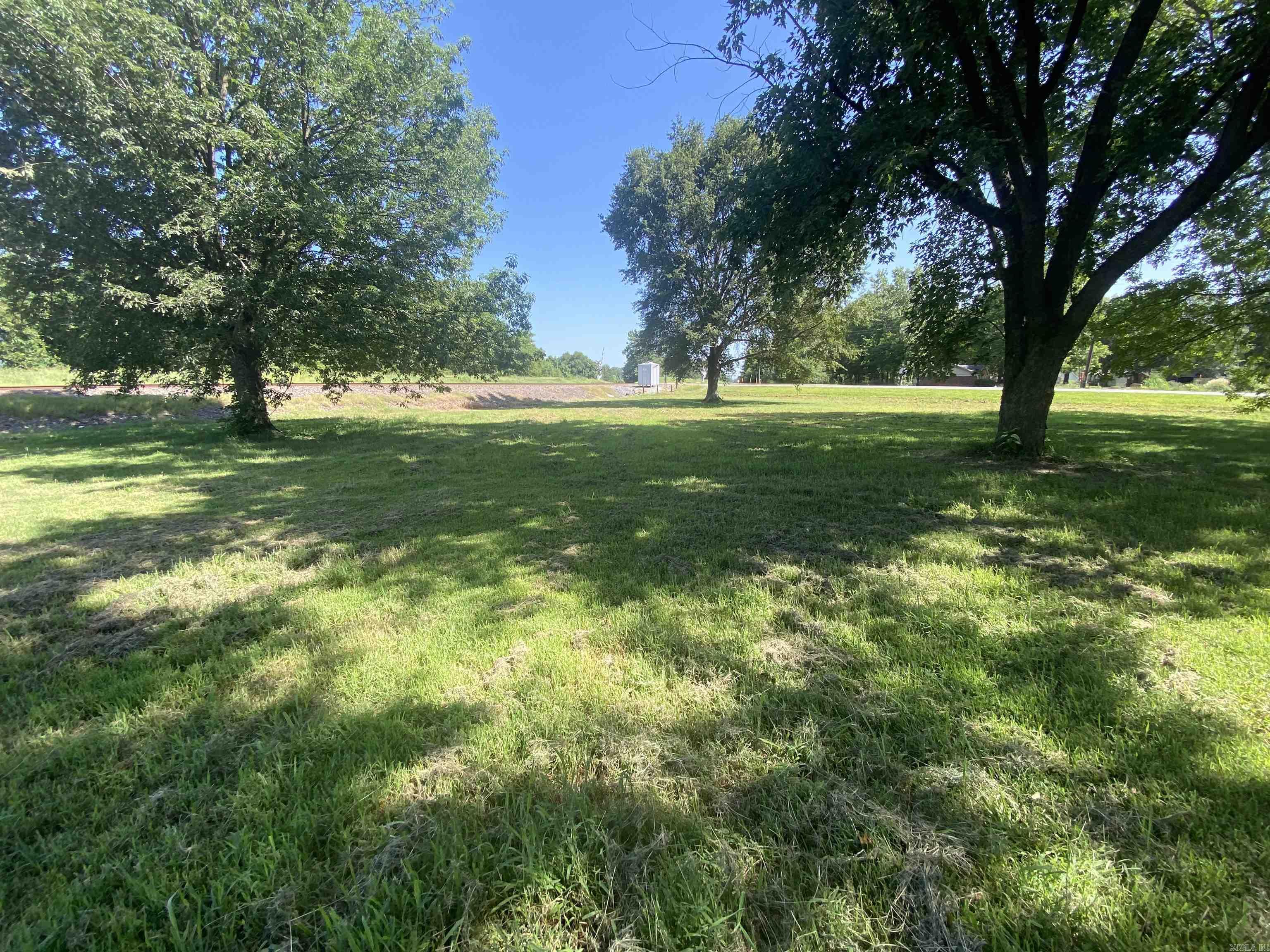 2001 S Main  Newport, AR
