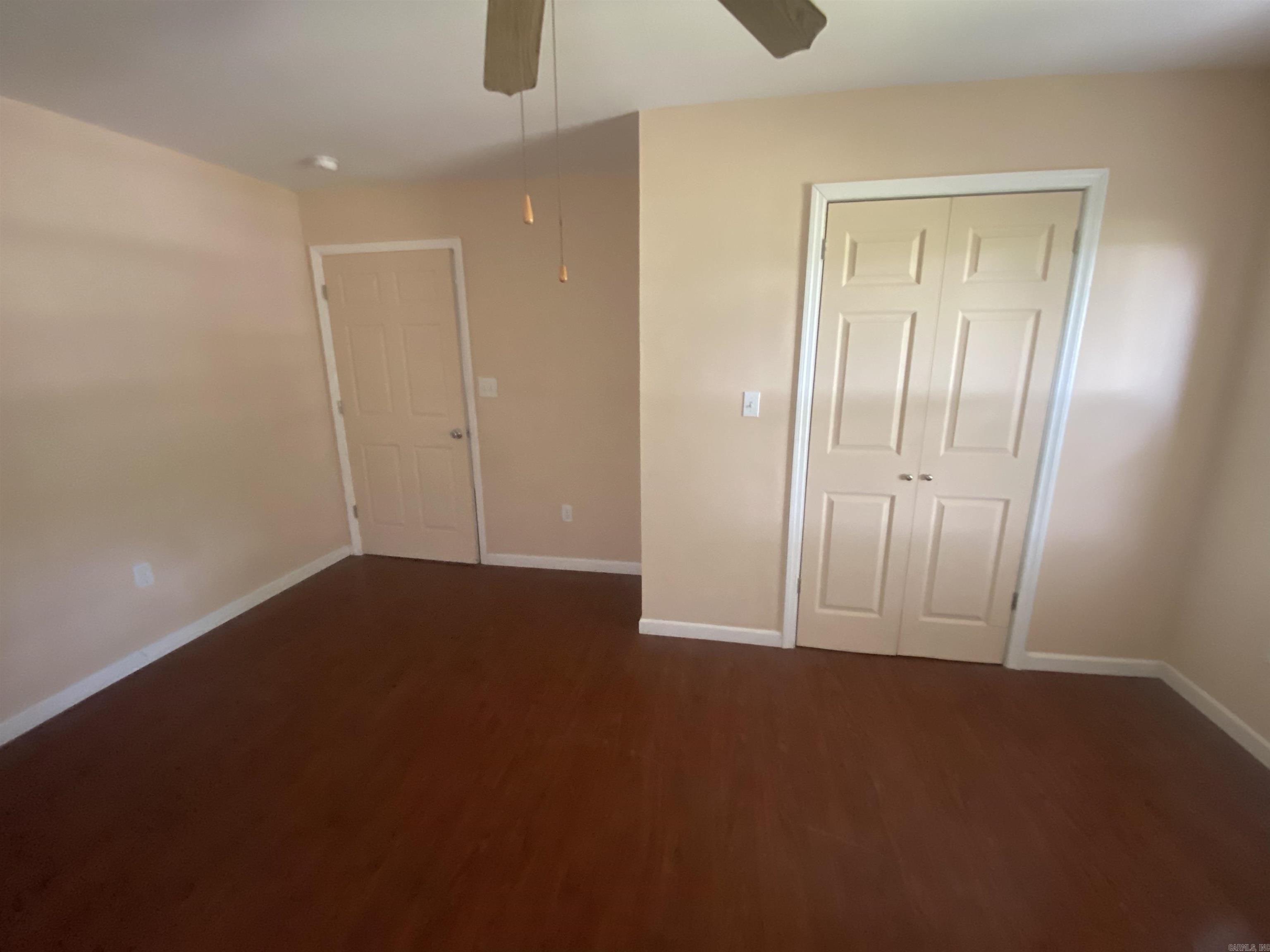 2001 S Main  Newport, AR