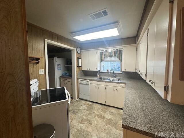718 N Barnes St  Lonoke, AR