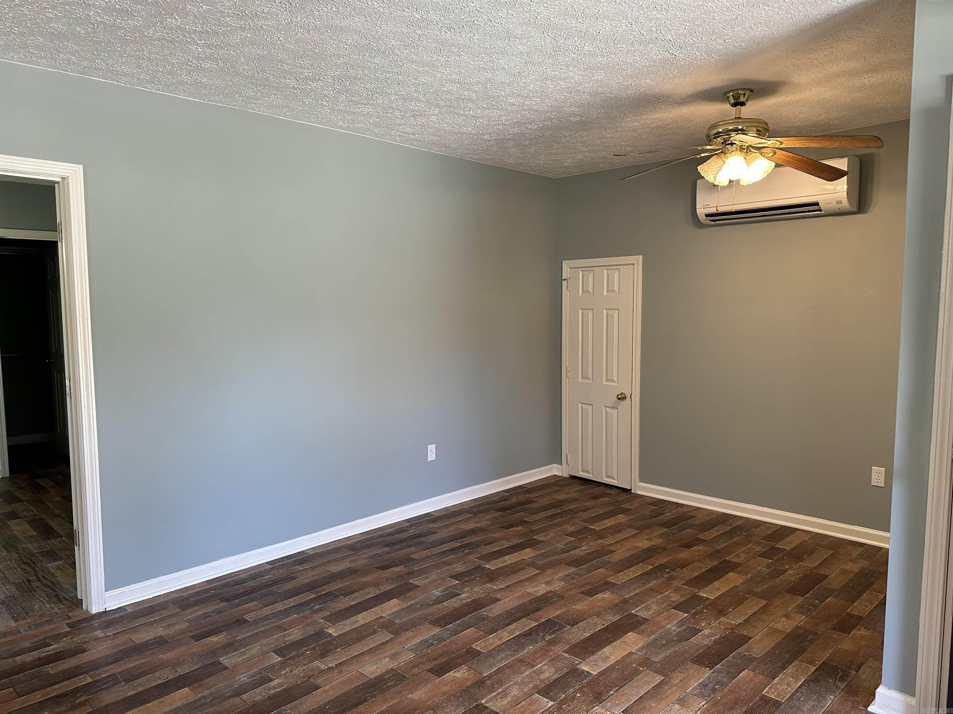 366 Donaghey  Conway, AR