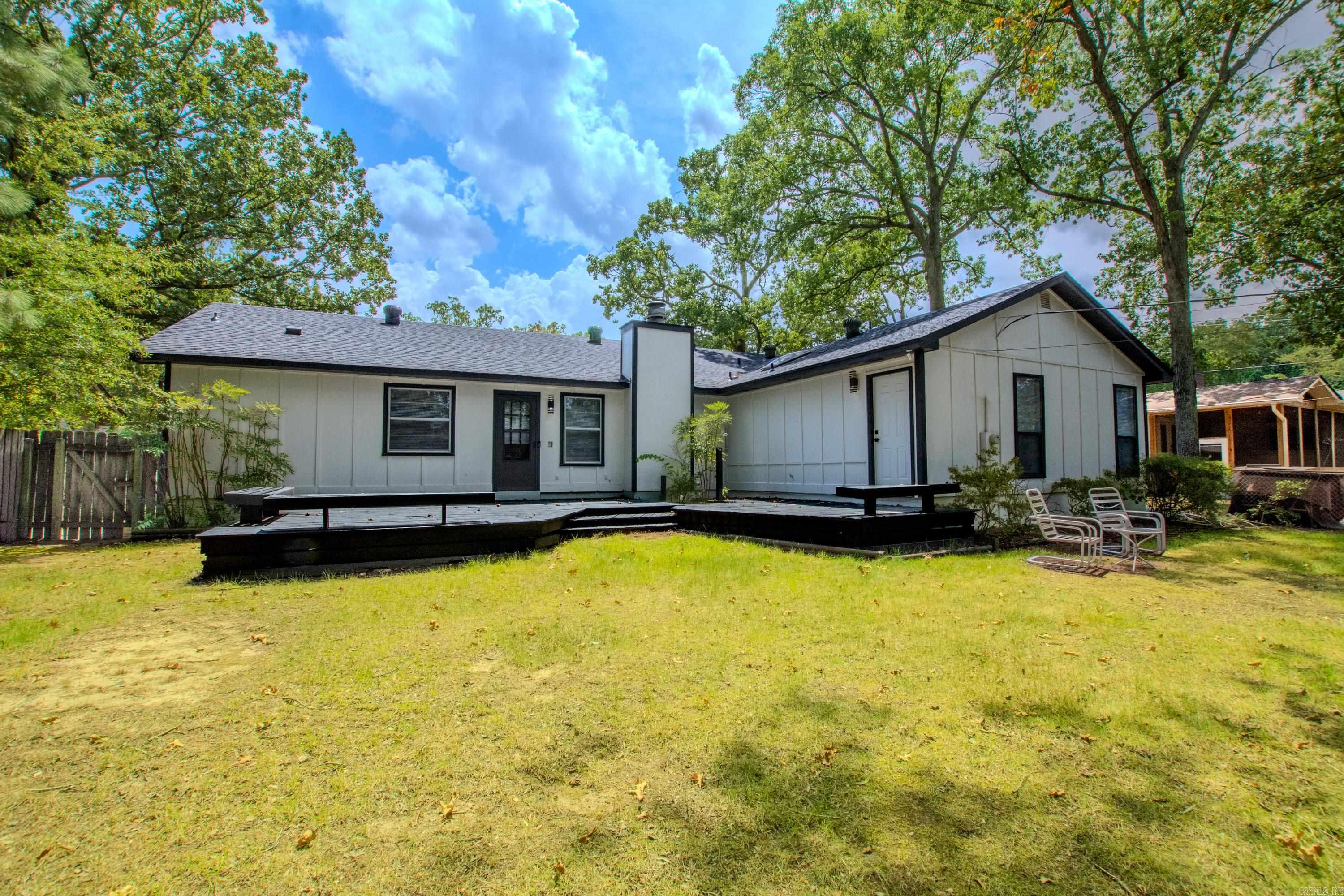 11808 Saint Charles Blvd  Little Rock, AR